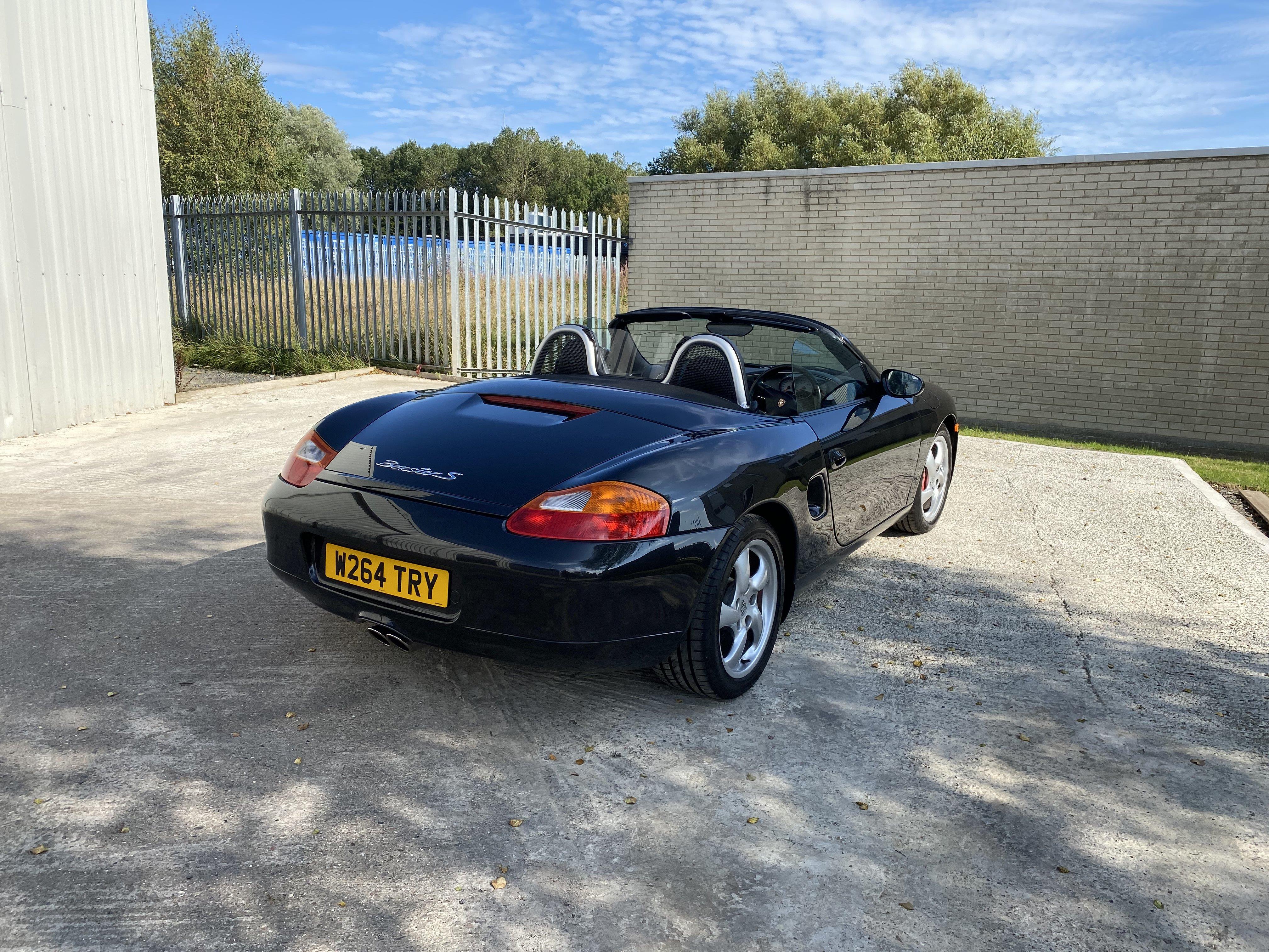 Porsche Boxster S - Image 5 of 39