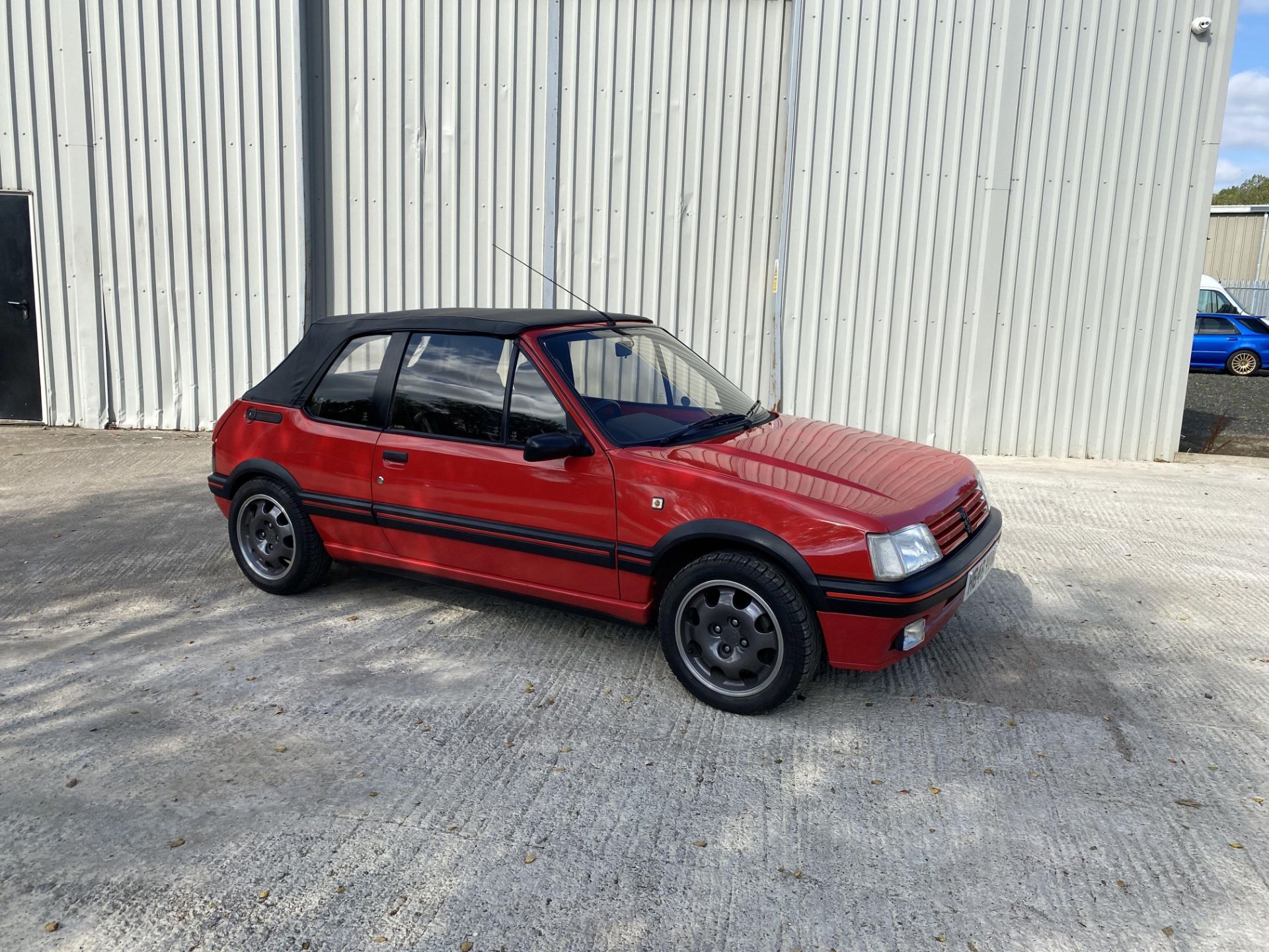 Peugeout 205 CTI Cabriolet - Image 2 of 40