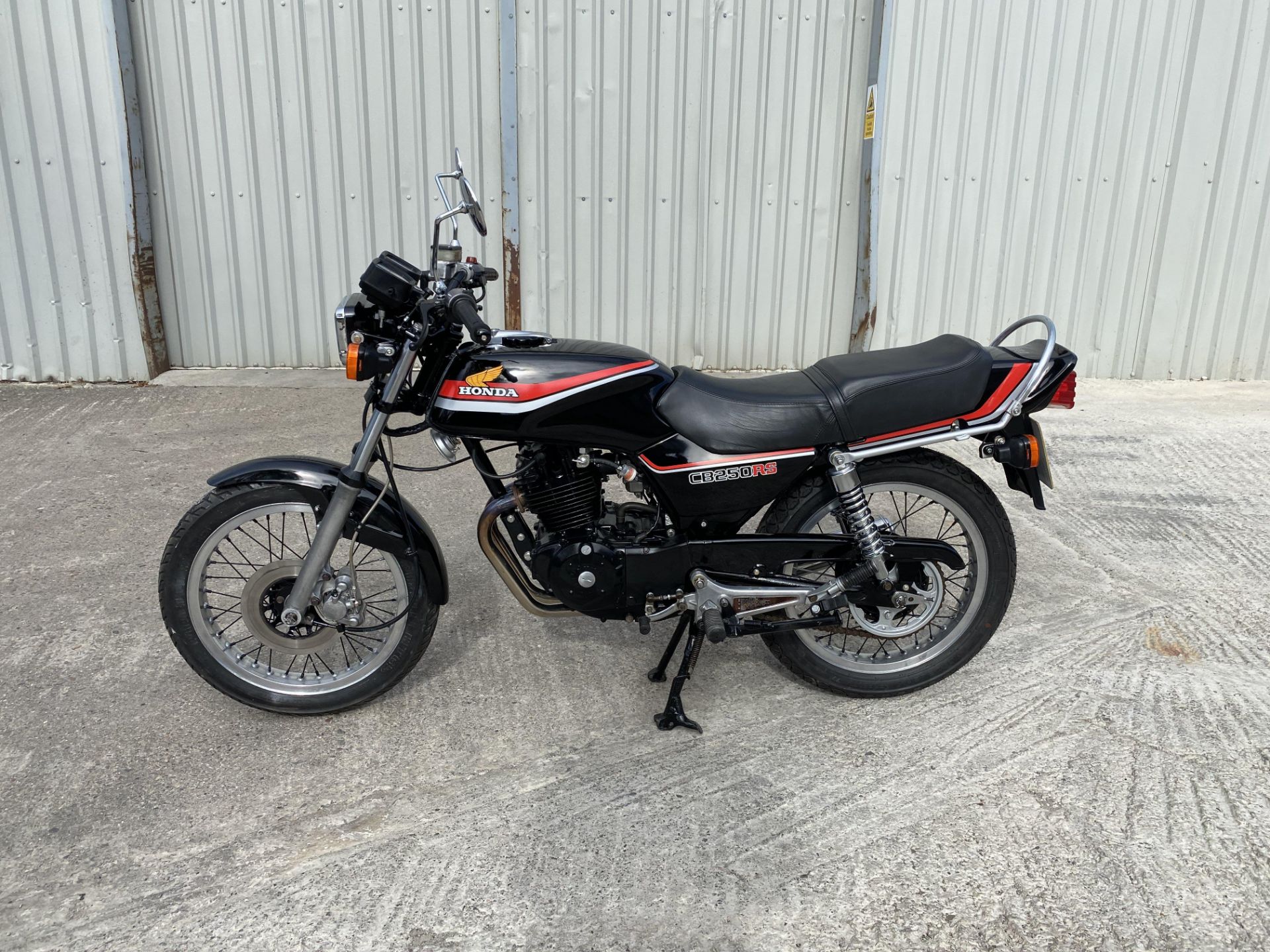 Honda CB250RS