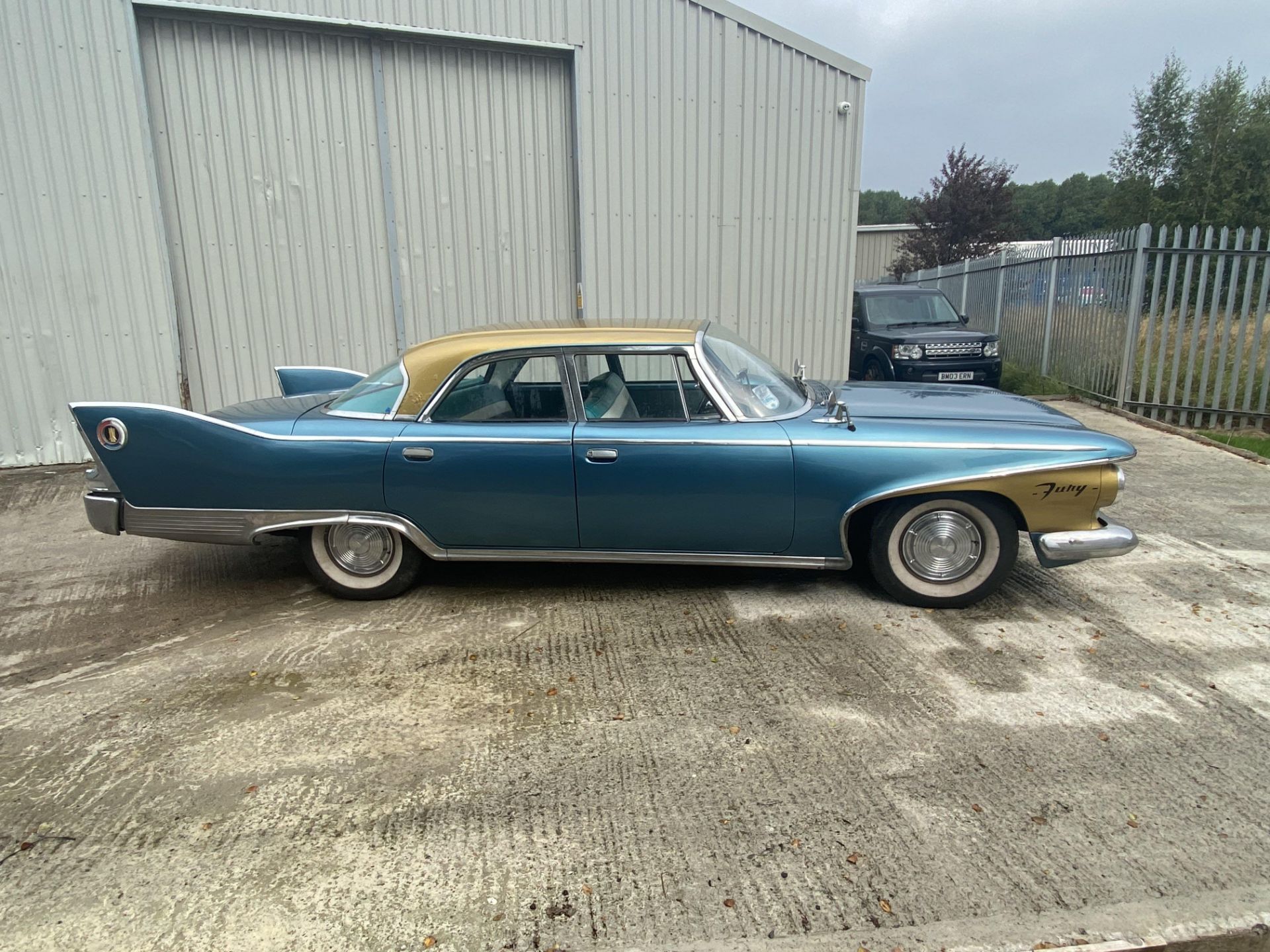Plymouth Fury - Image 3 of 41