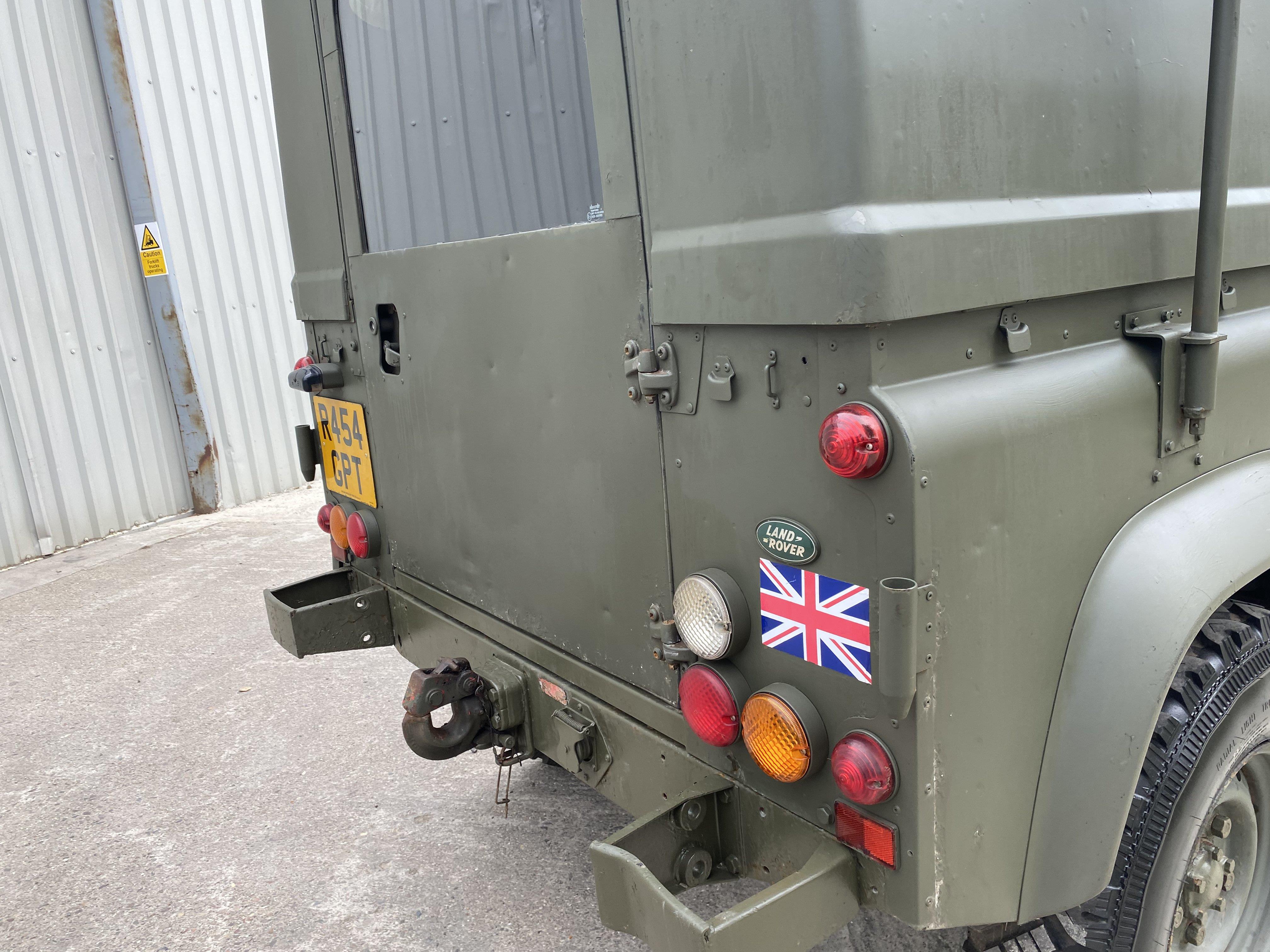 Land Rover Defender 90 FRP Wolf - Image 15 of 41