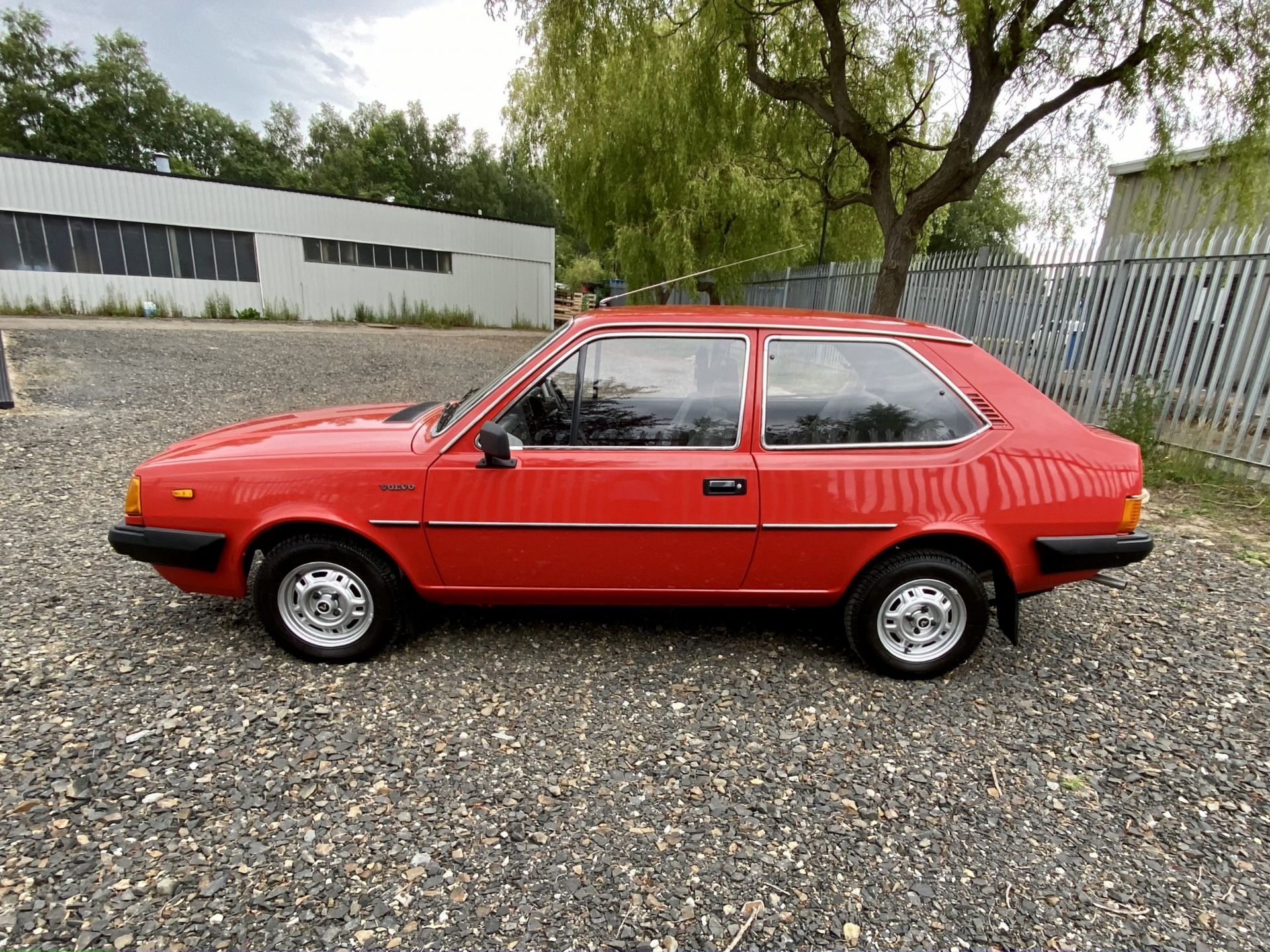 Volvo 340 - Image 11 of 44