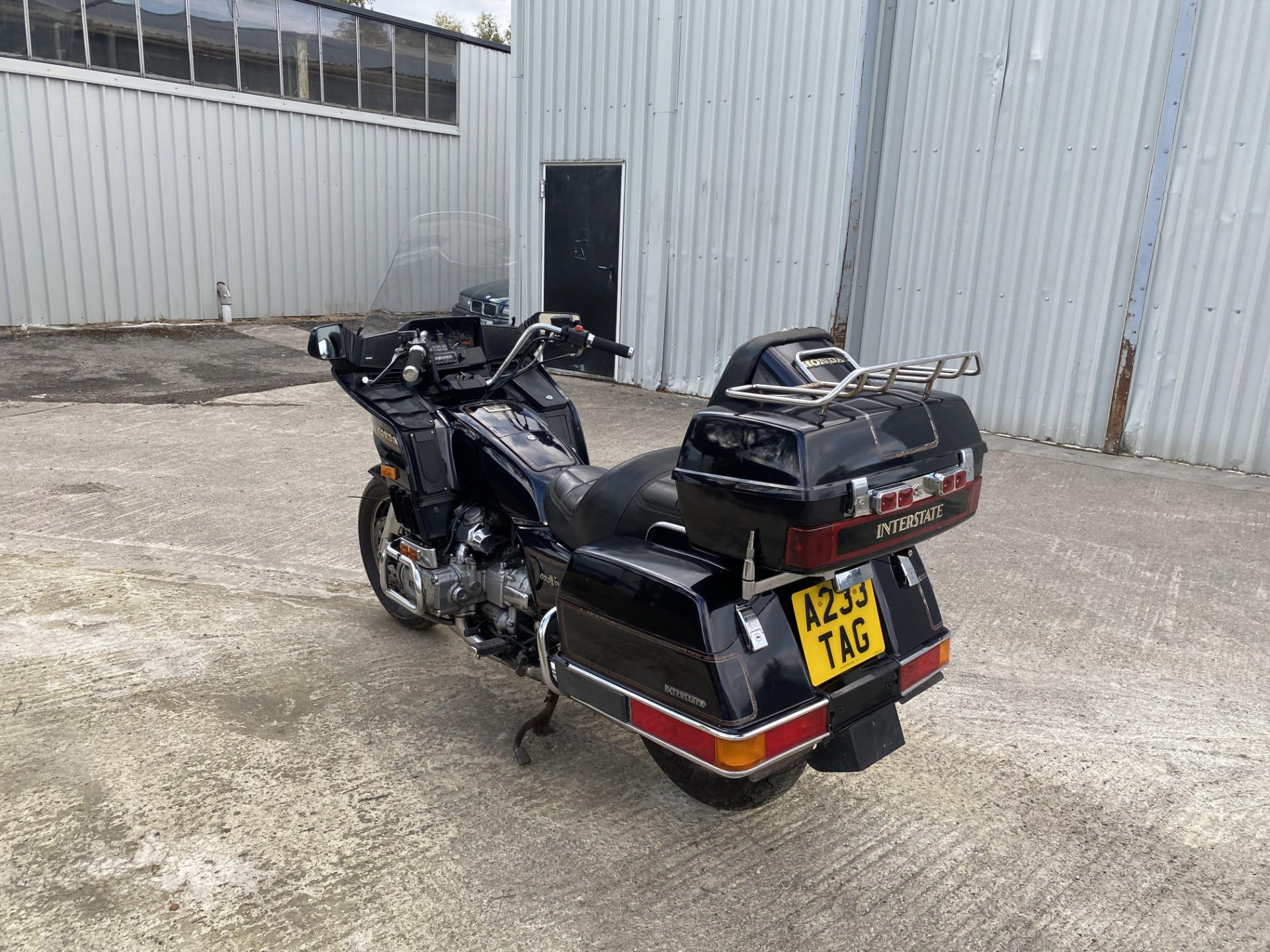 Honda Goldwing - Image 10 of 21