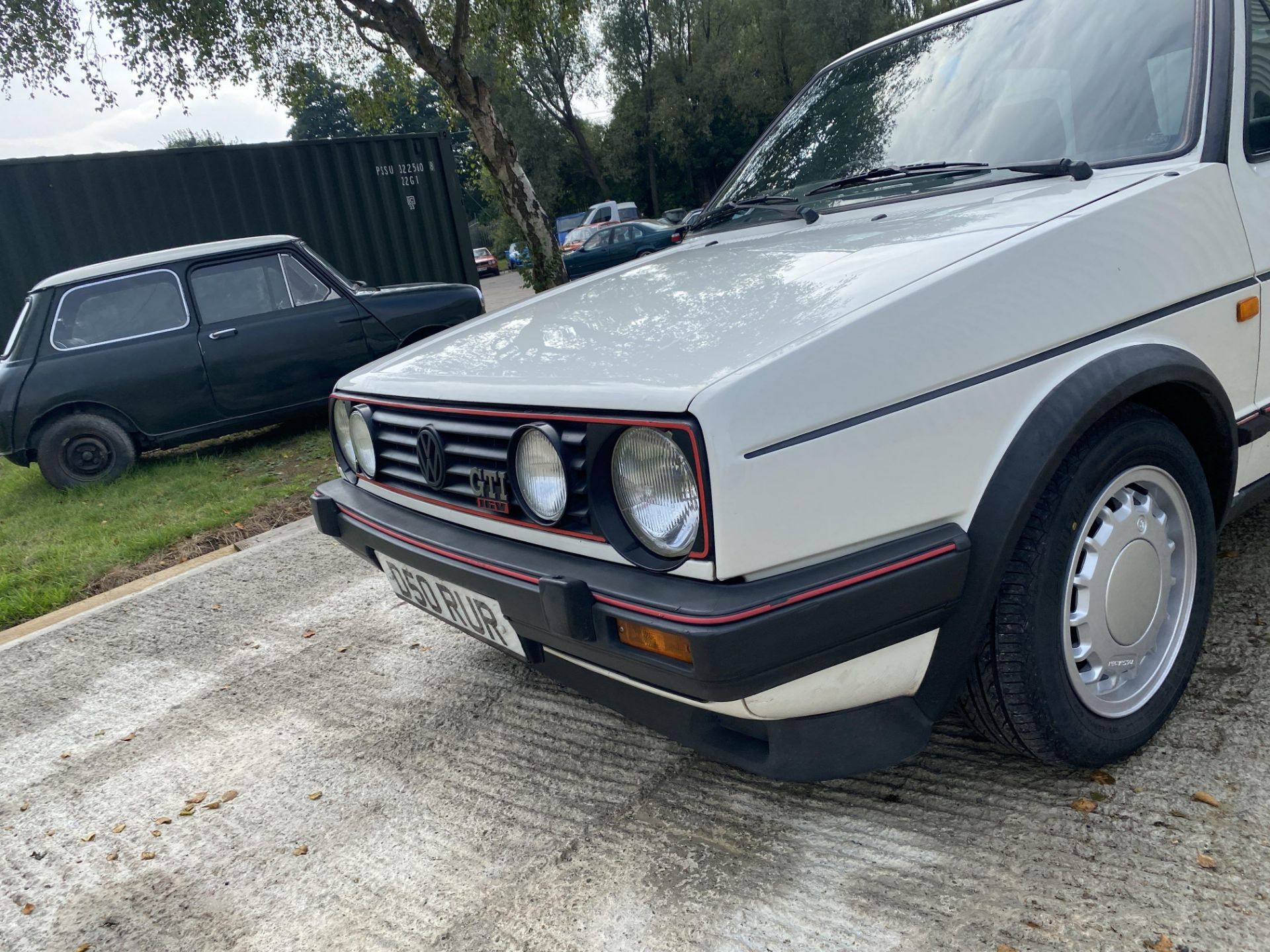 Volkswagen Golf GTI 16v - Image 21 of 42