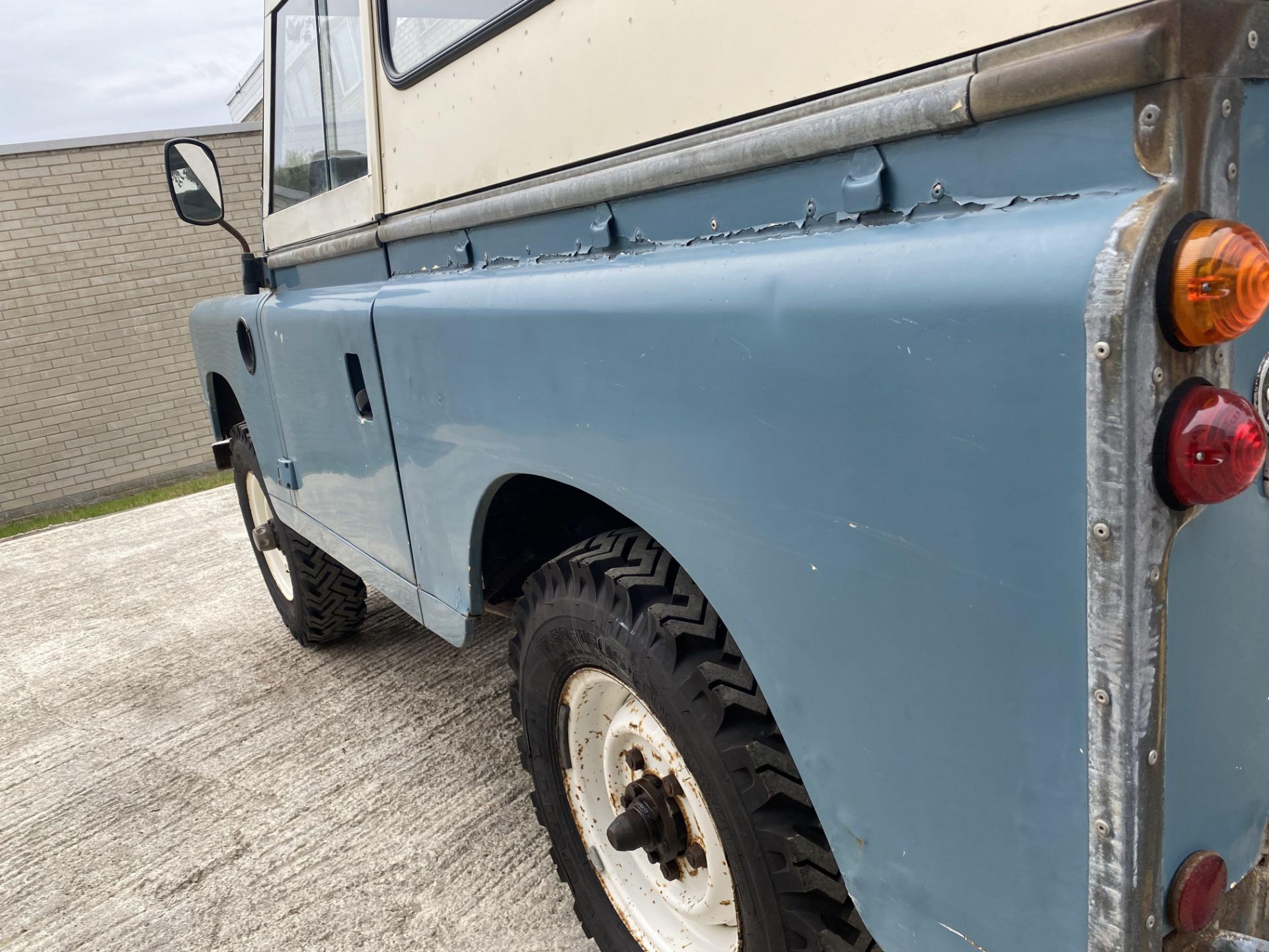 Land Rover Series 3 - Image 15 of 34