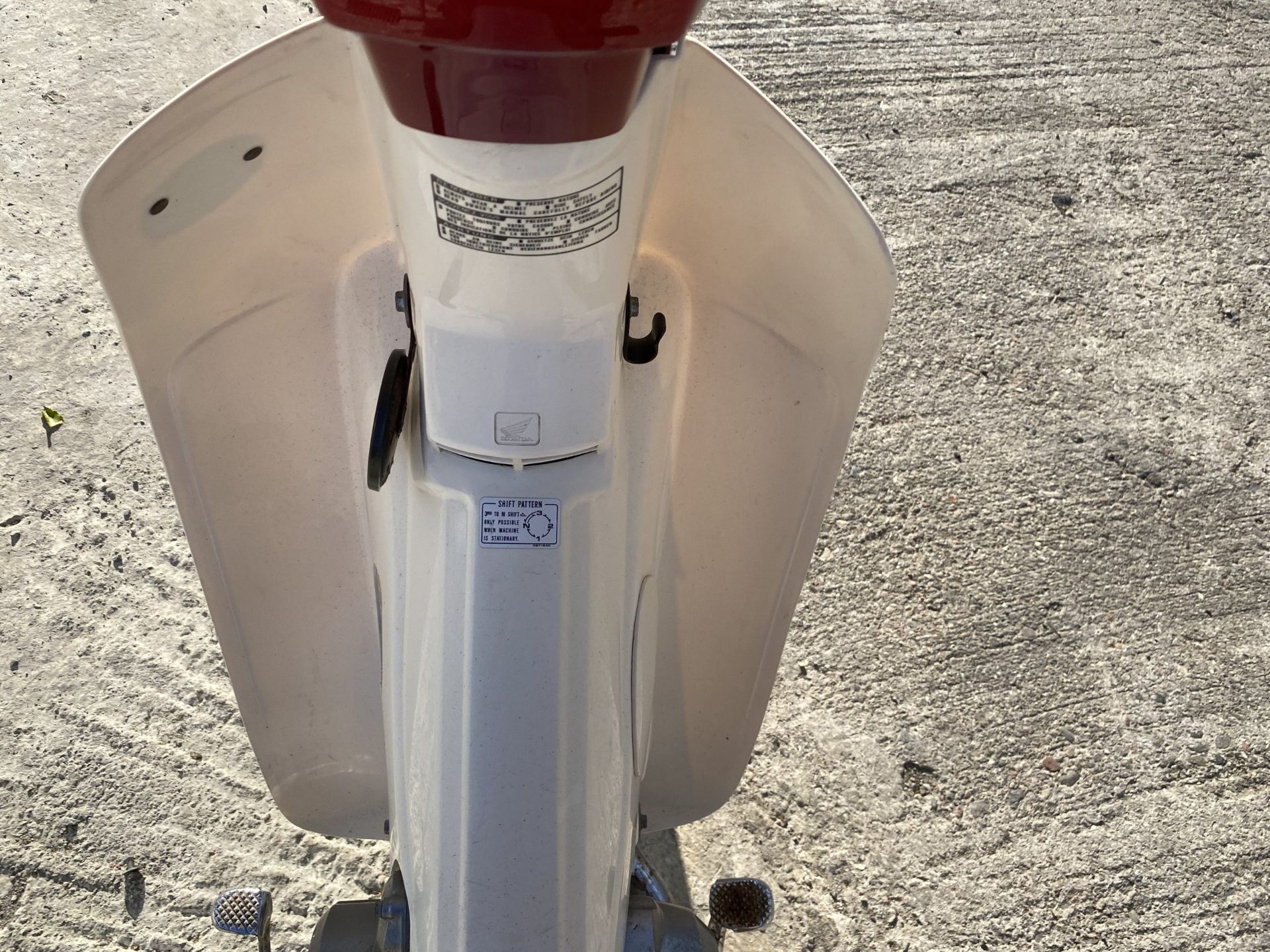 Honda Cub 90E - Image 24 of 28