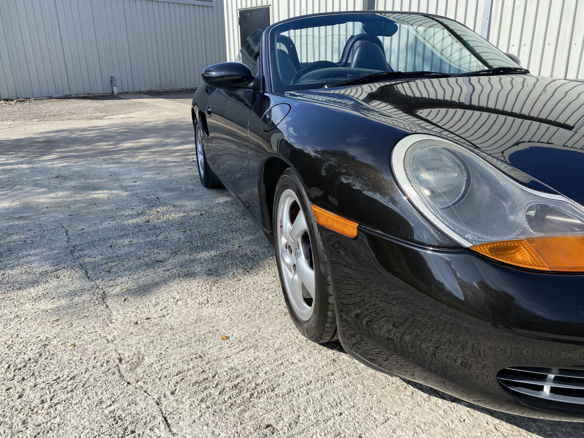 Porsche Boxster S - Image 13 of 39