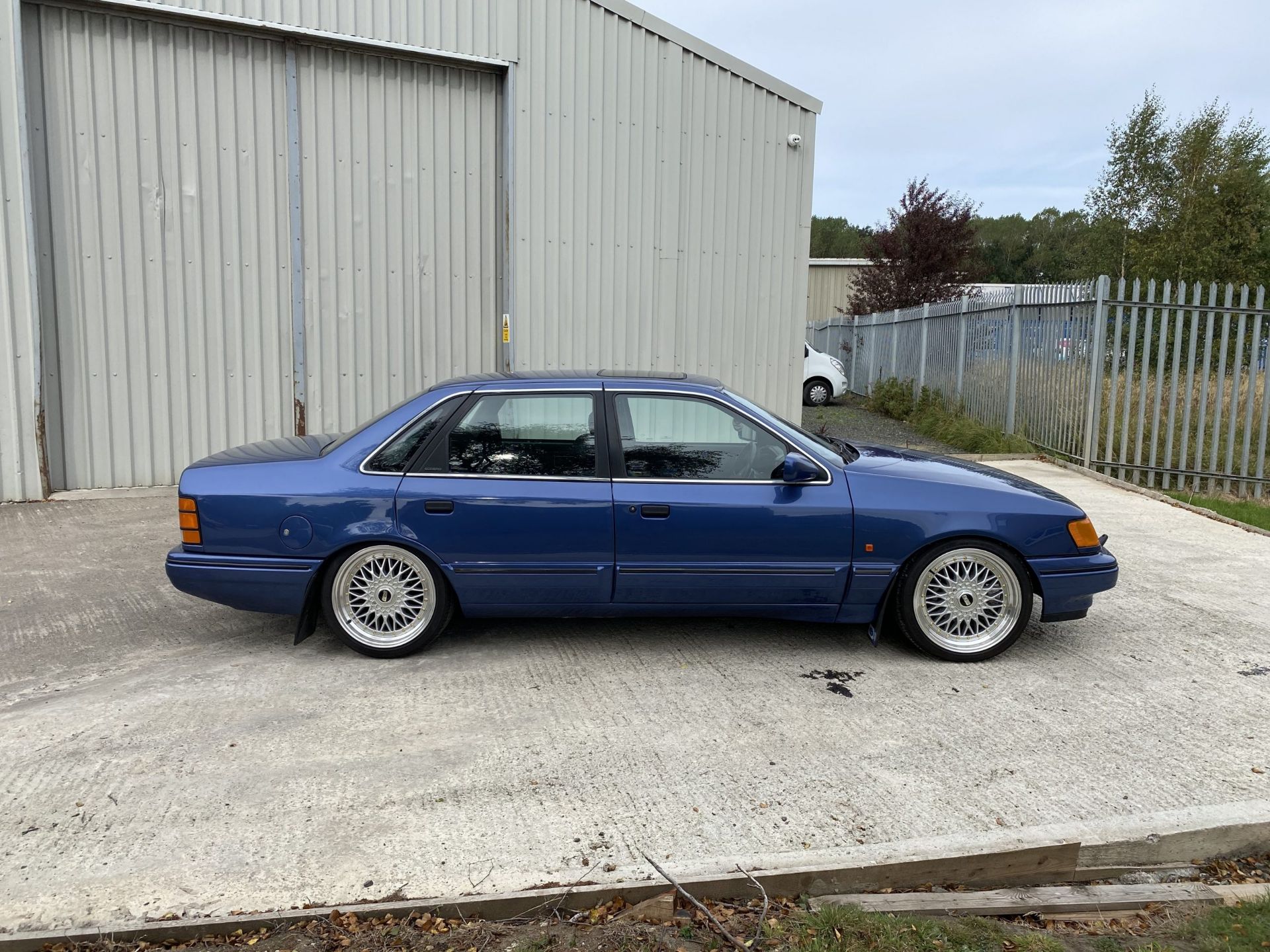 Ford Granada Scorpio - Image 3 of 50