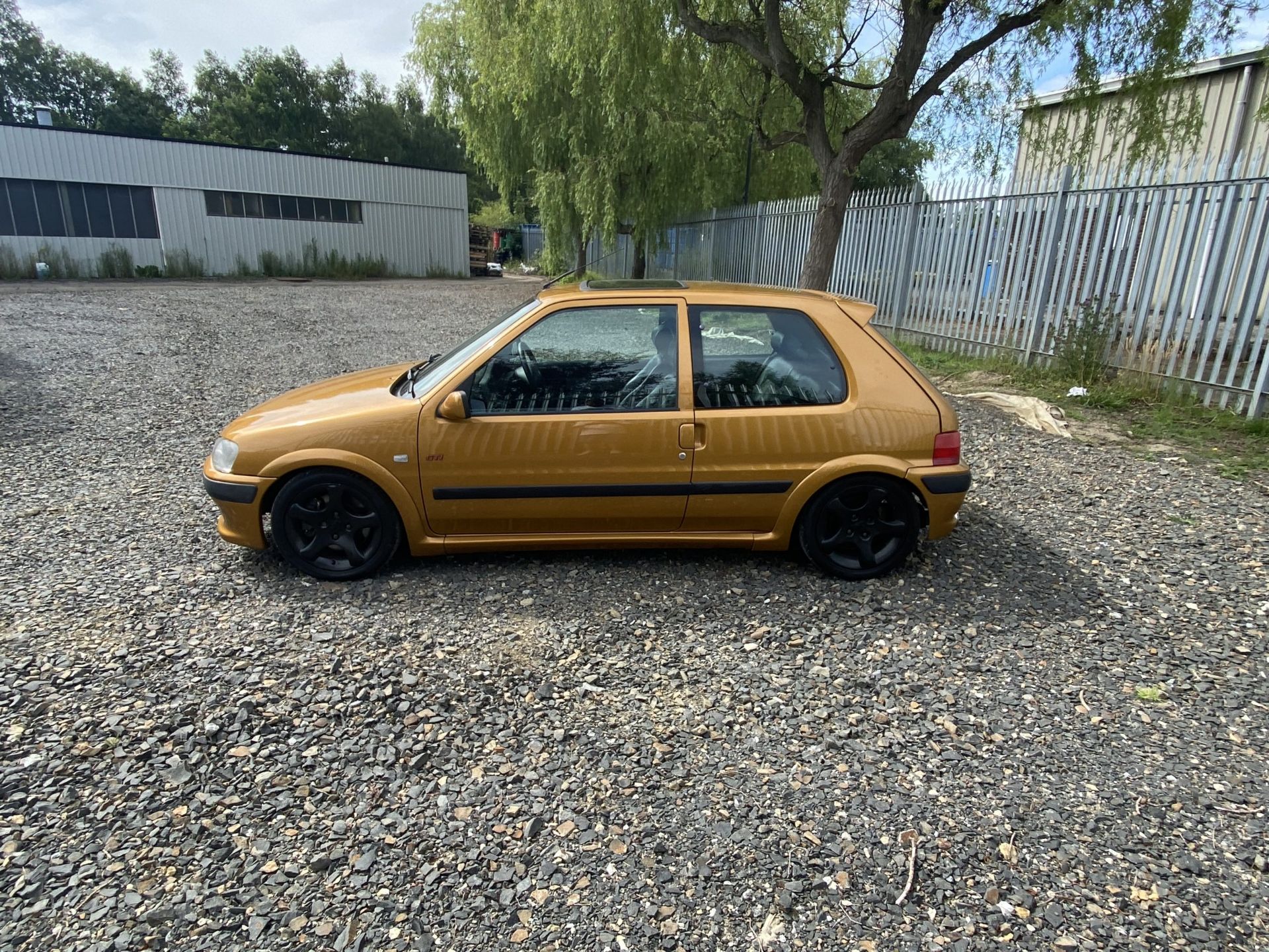 Peugeot 106 GTI - Image 10 of 43