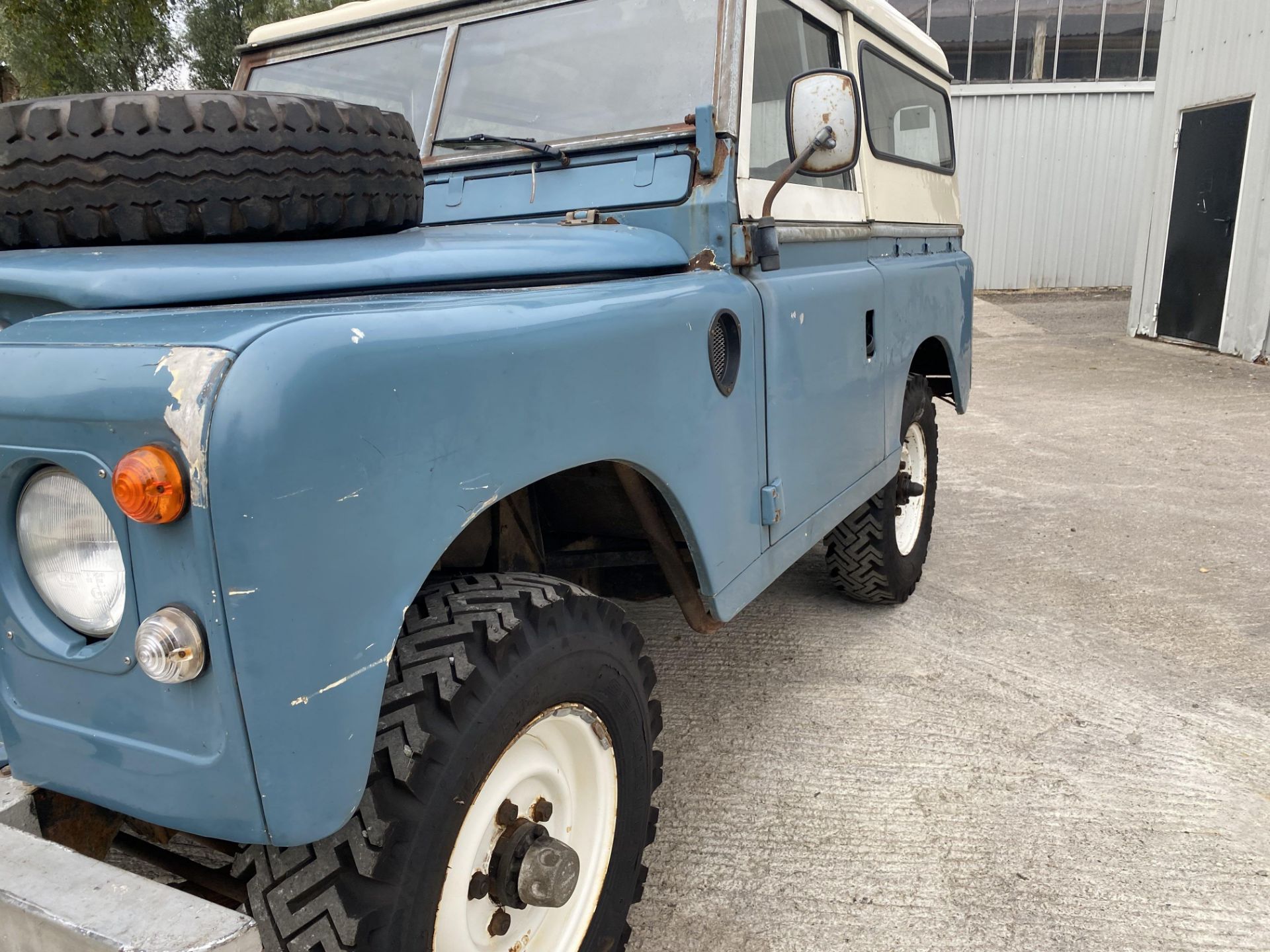 Land Rover Series 3 - Image 16 of 34