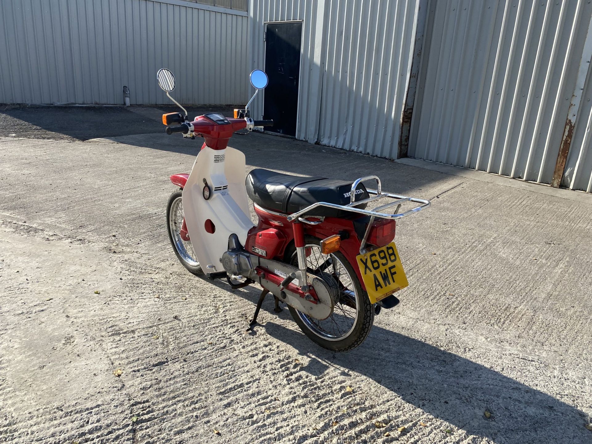 Honda Cub 90E - Image 12 of 28