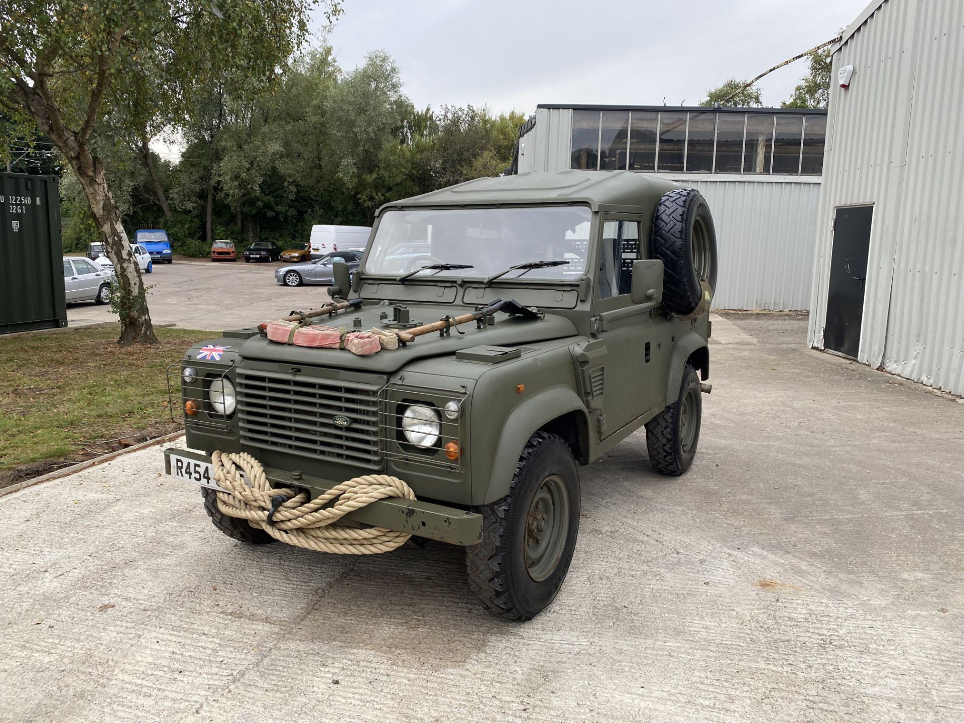 Land Rover Defender 90 FRP Wolf - Image 10 of 41