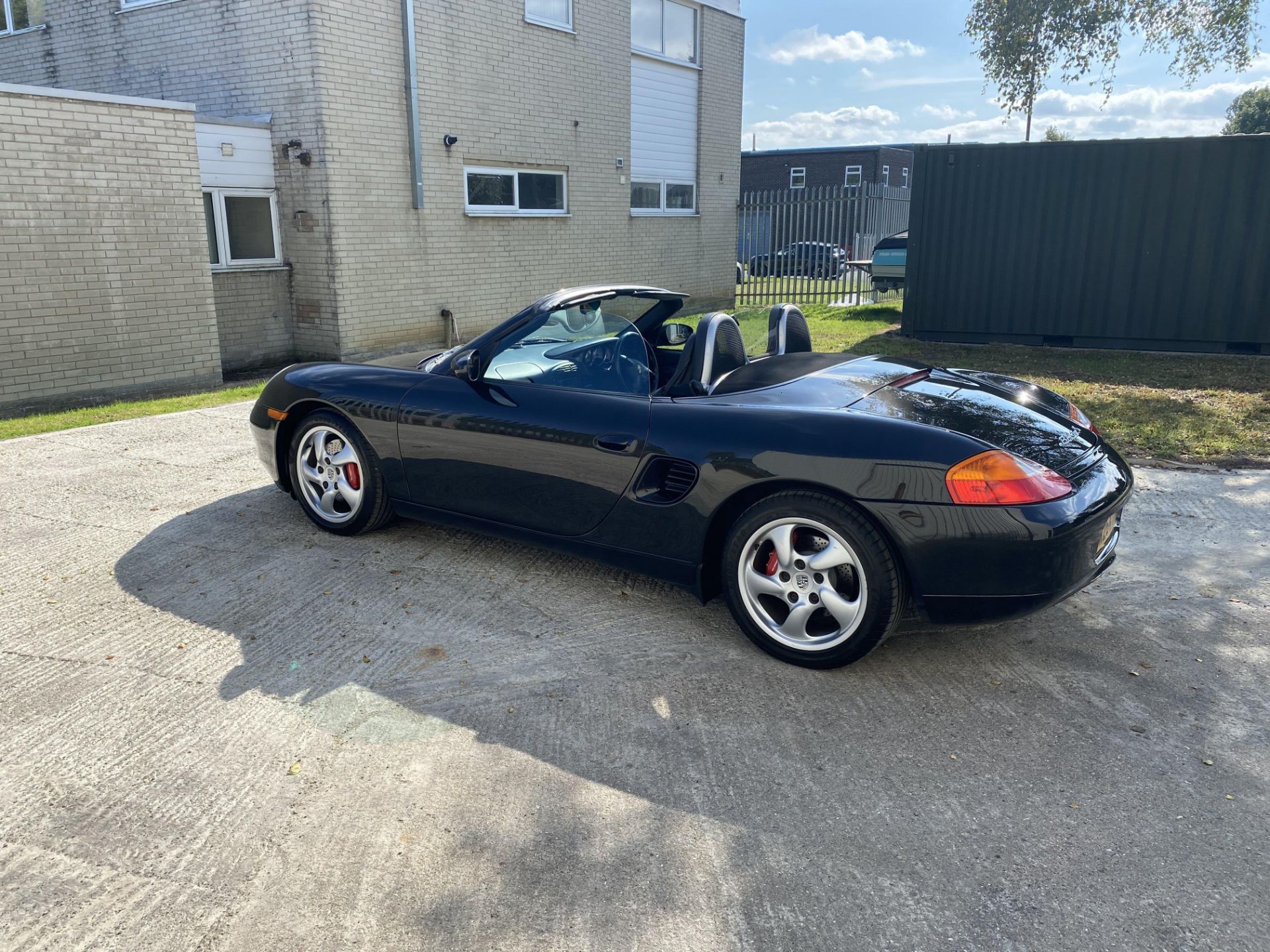 Porsche Boxster S - Image 8 of 39