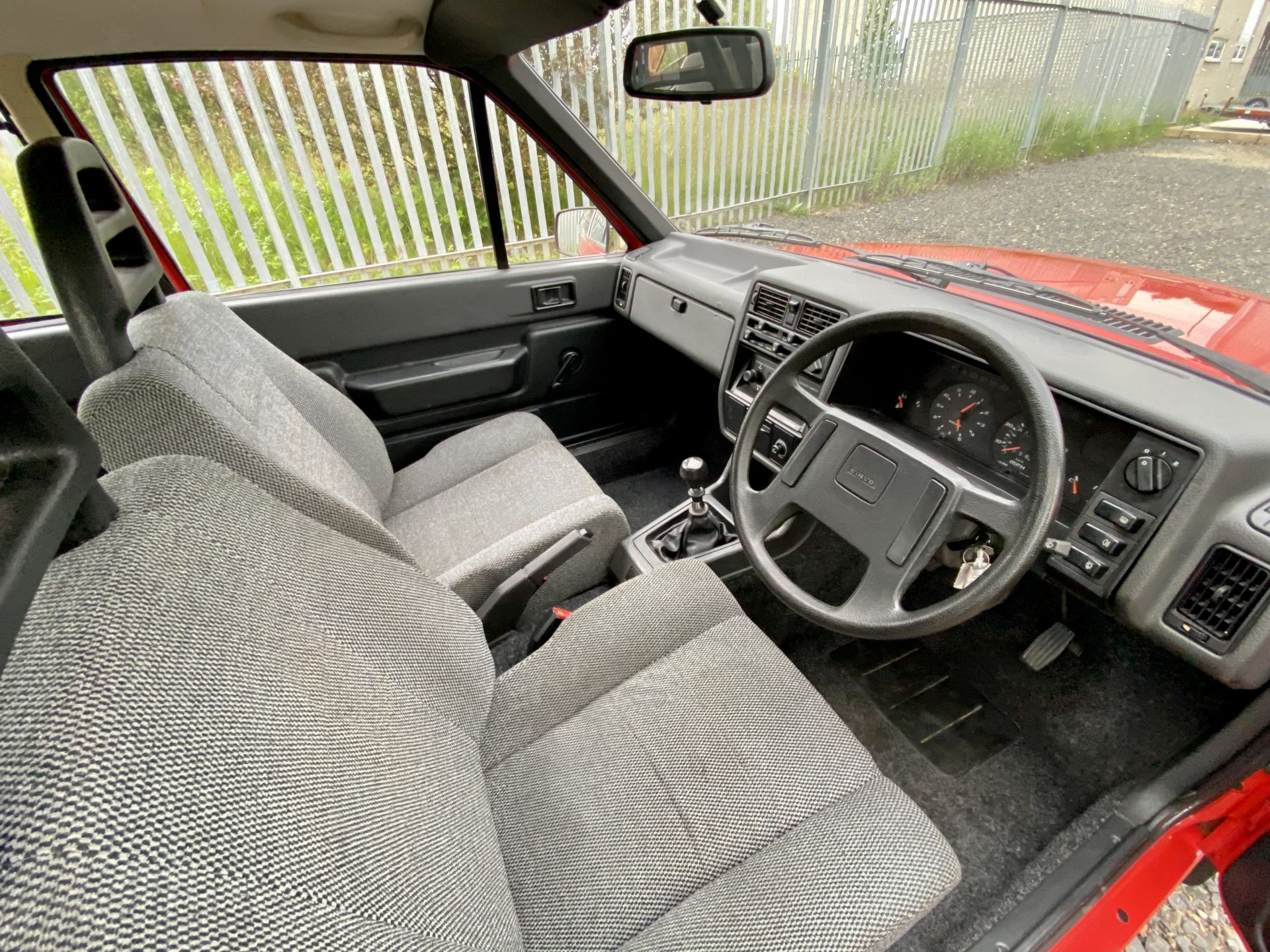 Volvo 340 - Image 28 of 44