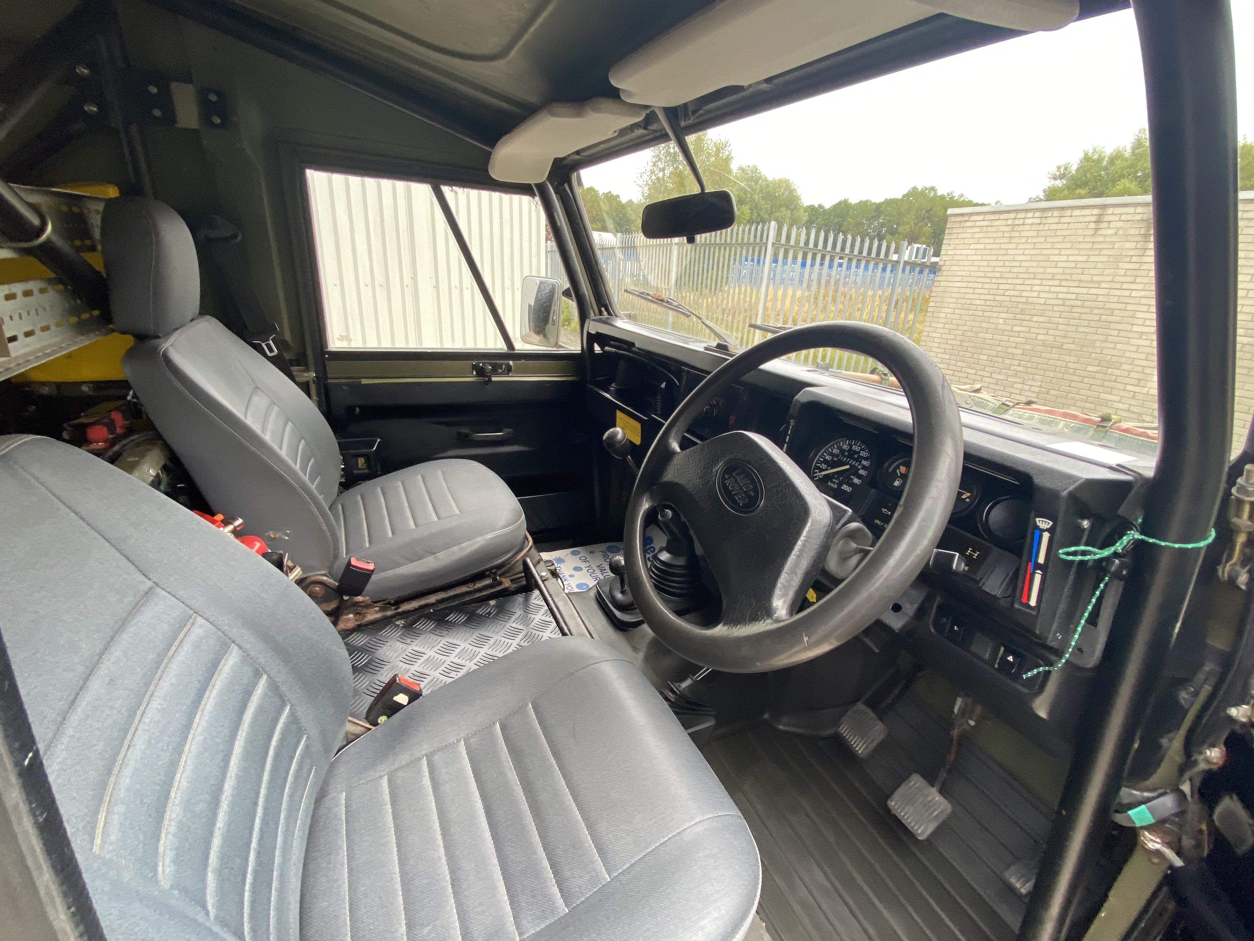 Land Rover Defender 90 FRP Wolf - Image 31 of 41