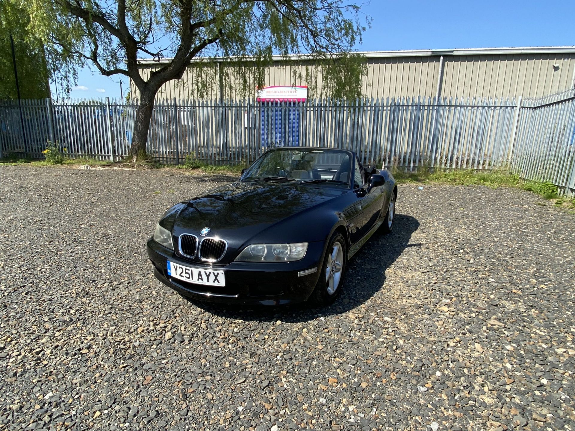 BMW Z3 - Image 12 of 39