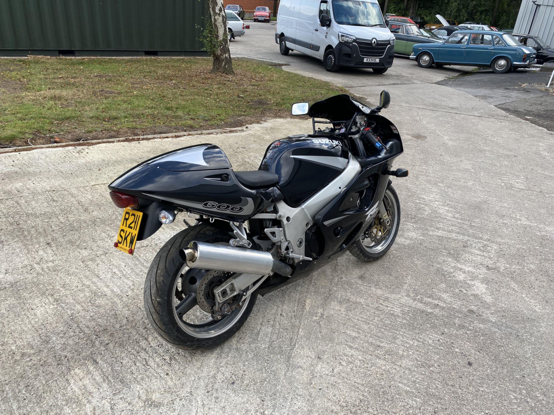 Suzuki GSXR600 - Image 8 of 25