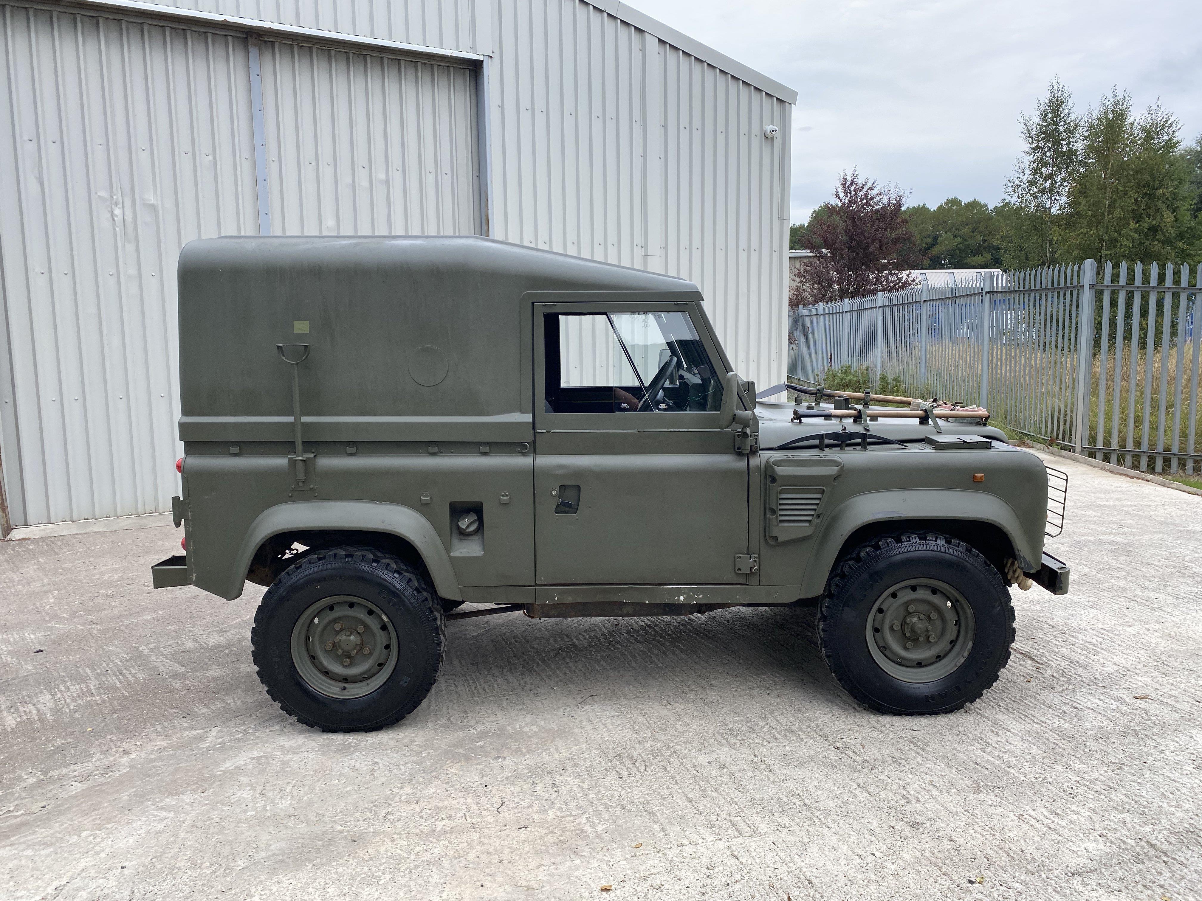 Land Rover Defender 90 FRP Wolf - Image 3 of 41