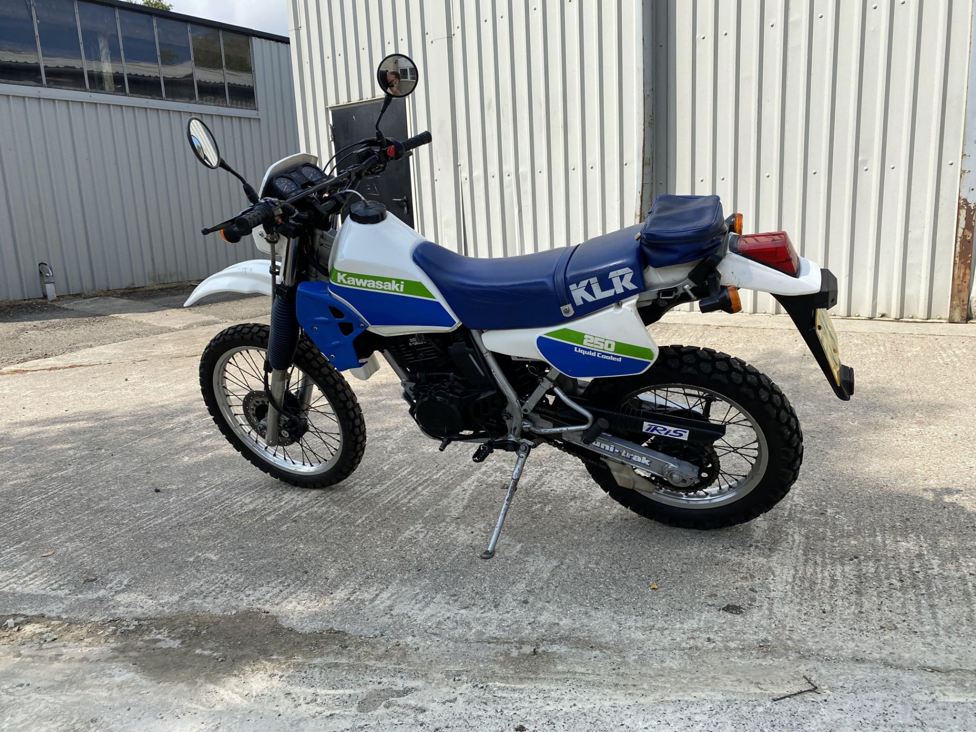 Kawasaki KLR 250 - Image 2 of 28