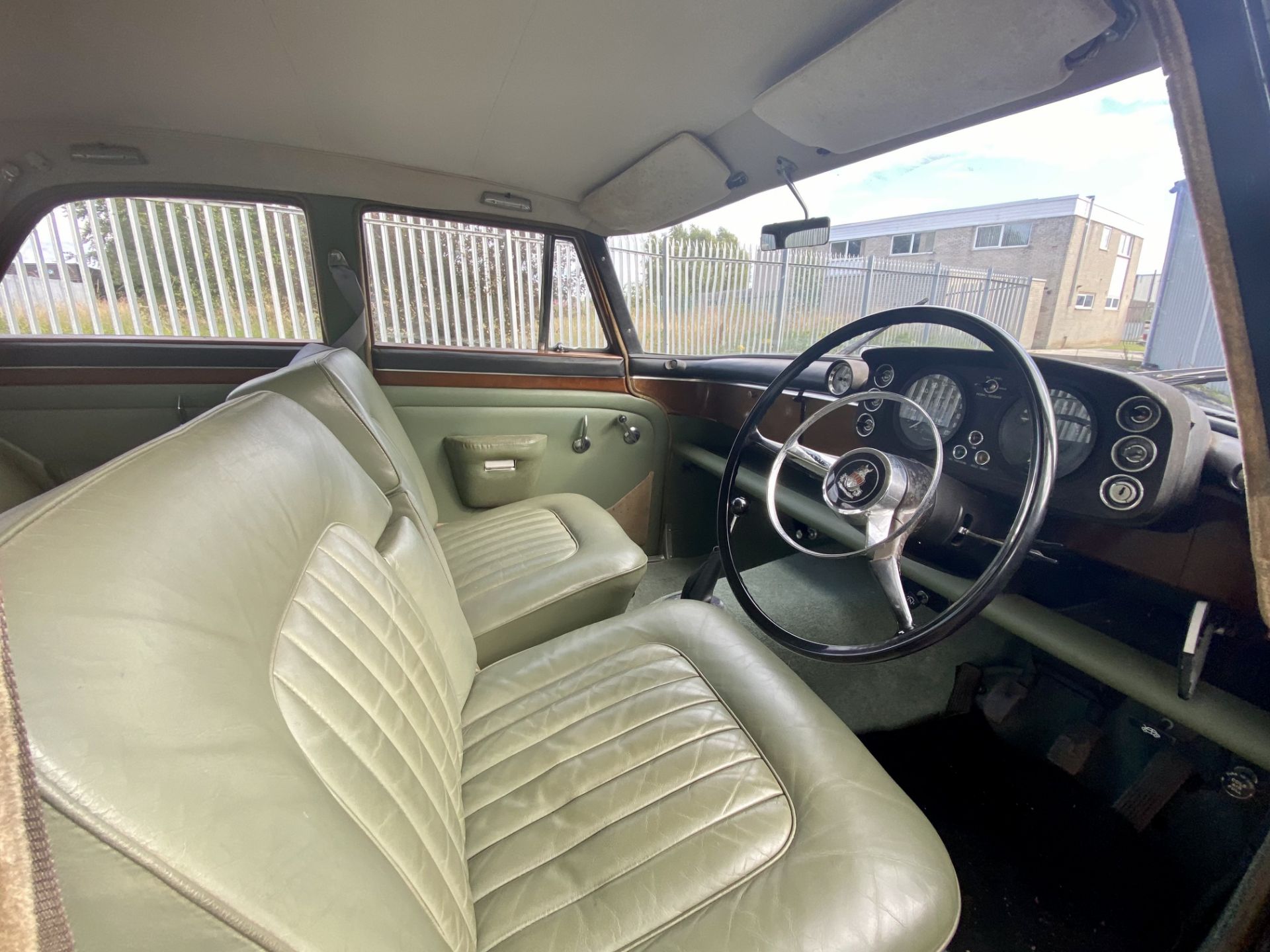 Rover P5 3L - Image 26 of 41