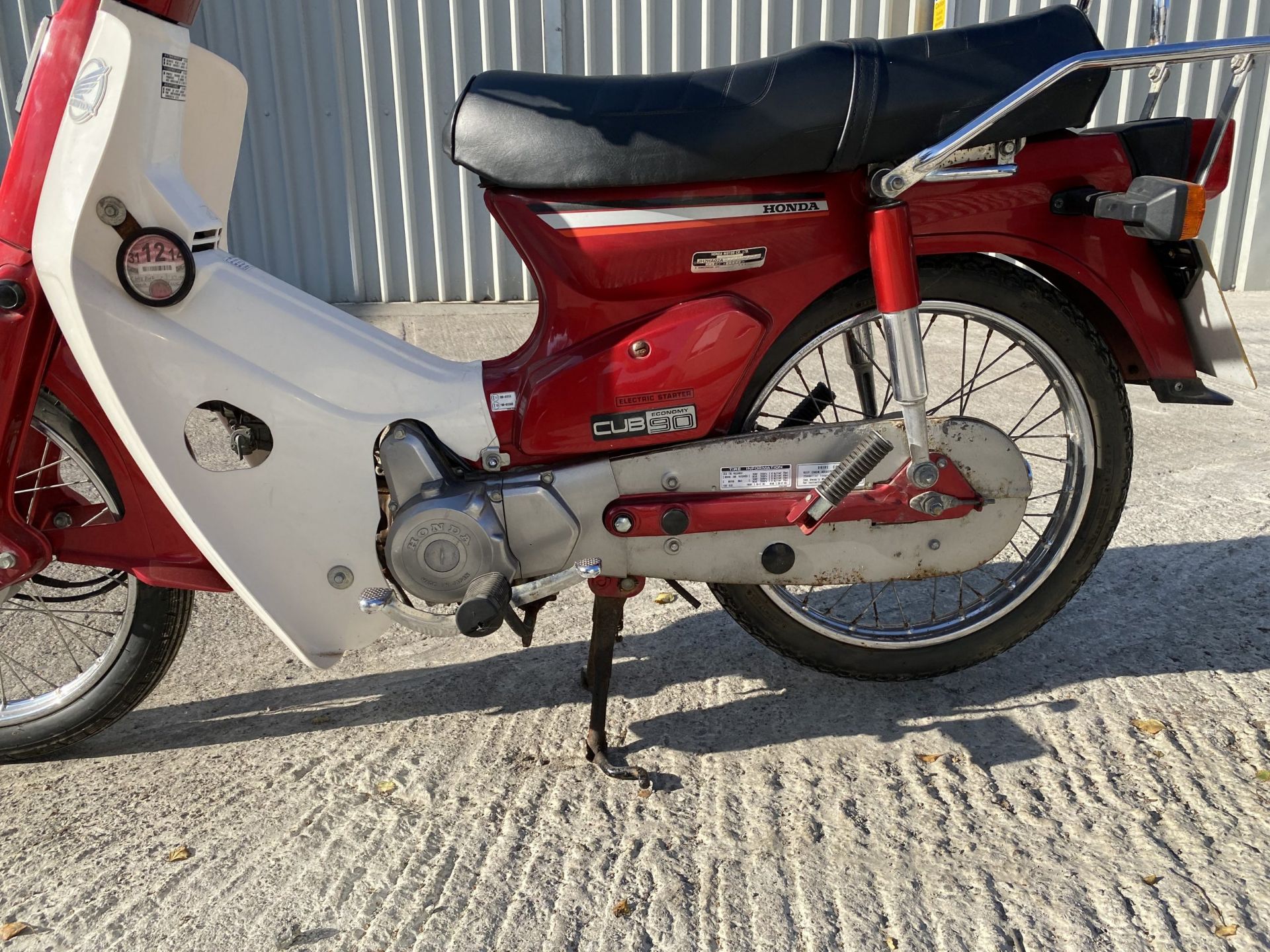 Honda Cub 90E - Image 16 of 28