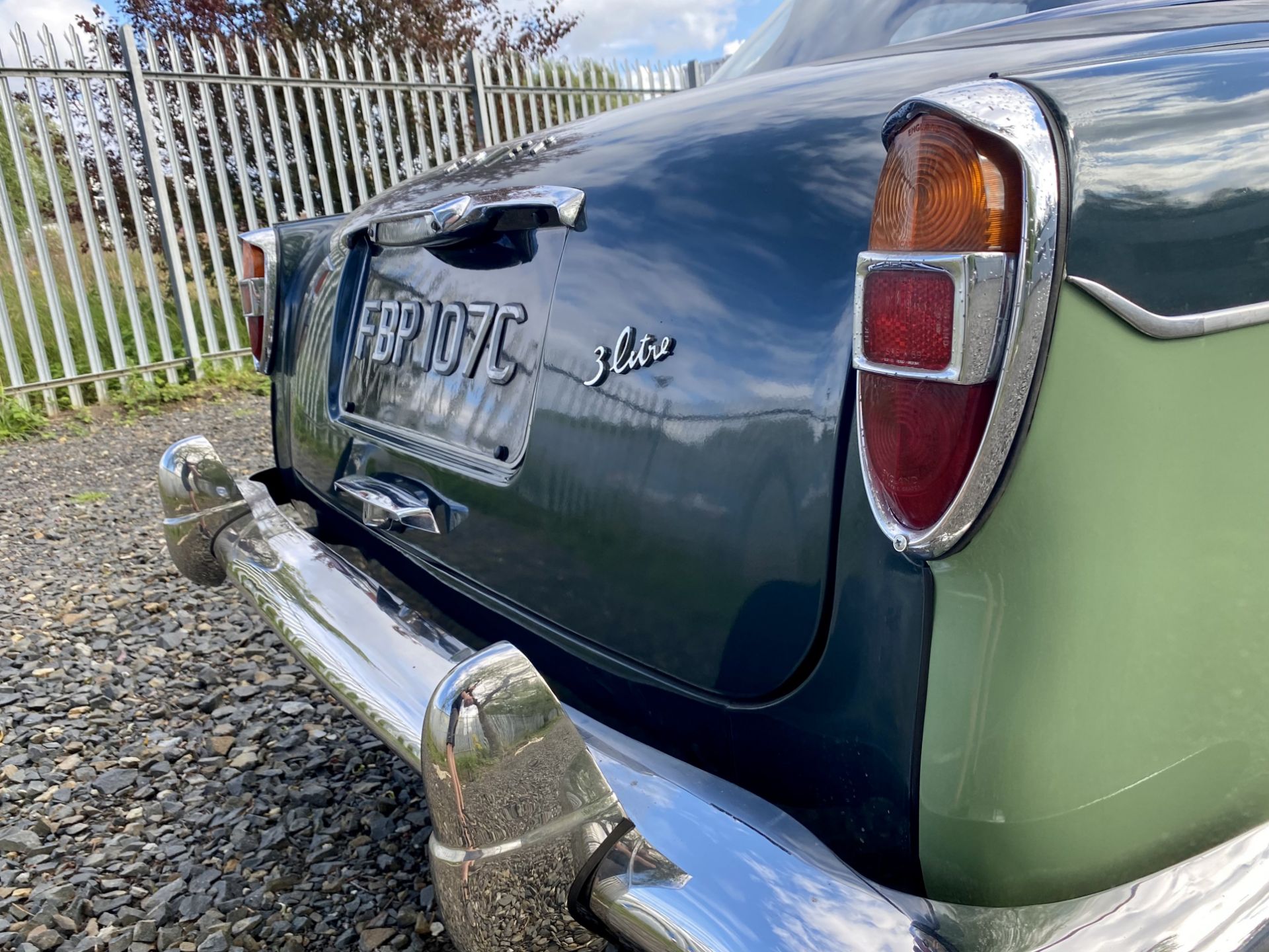 Rover P5 3L - Image 17 of 41