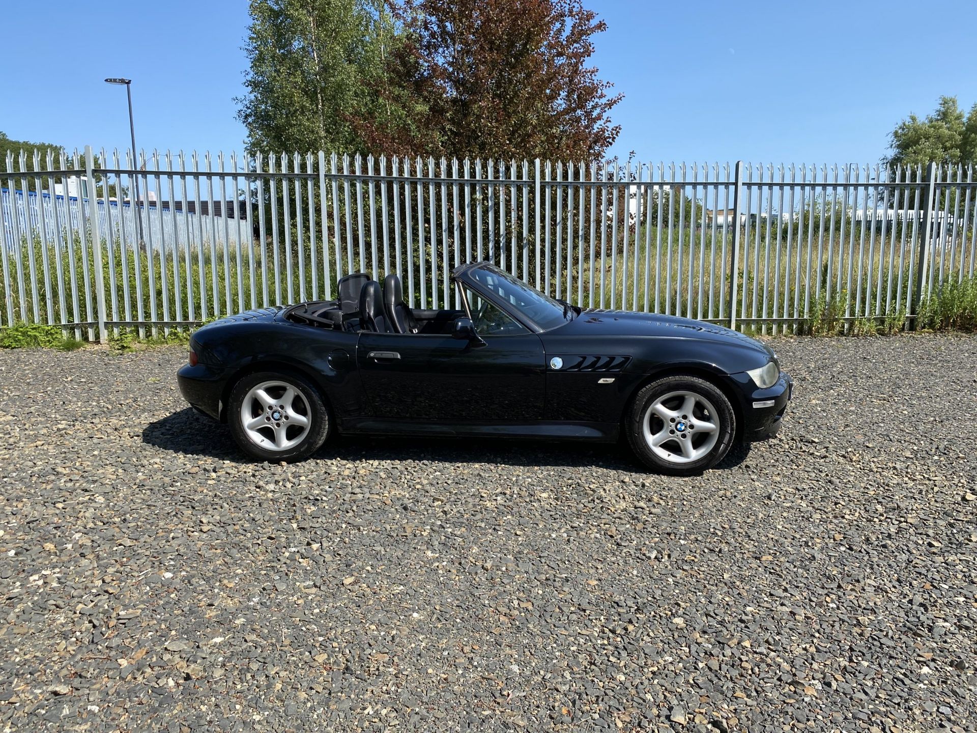 BMW Z3 - Image 5 of 39