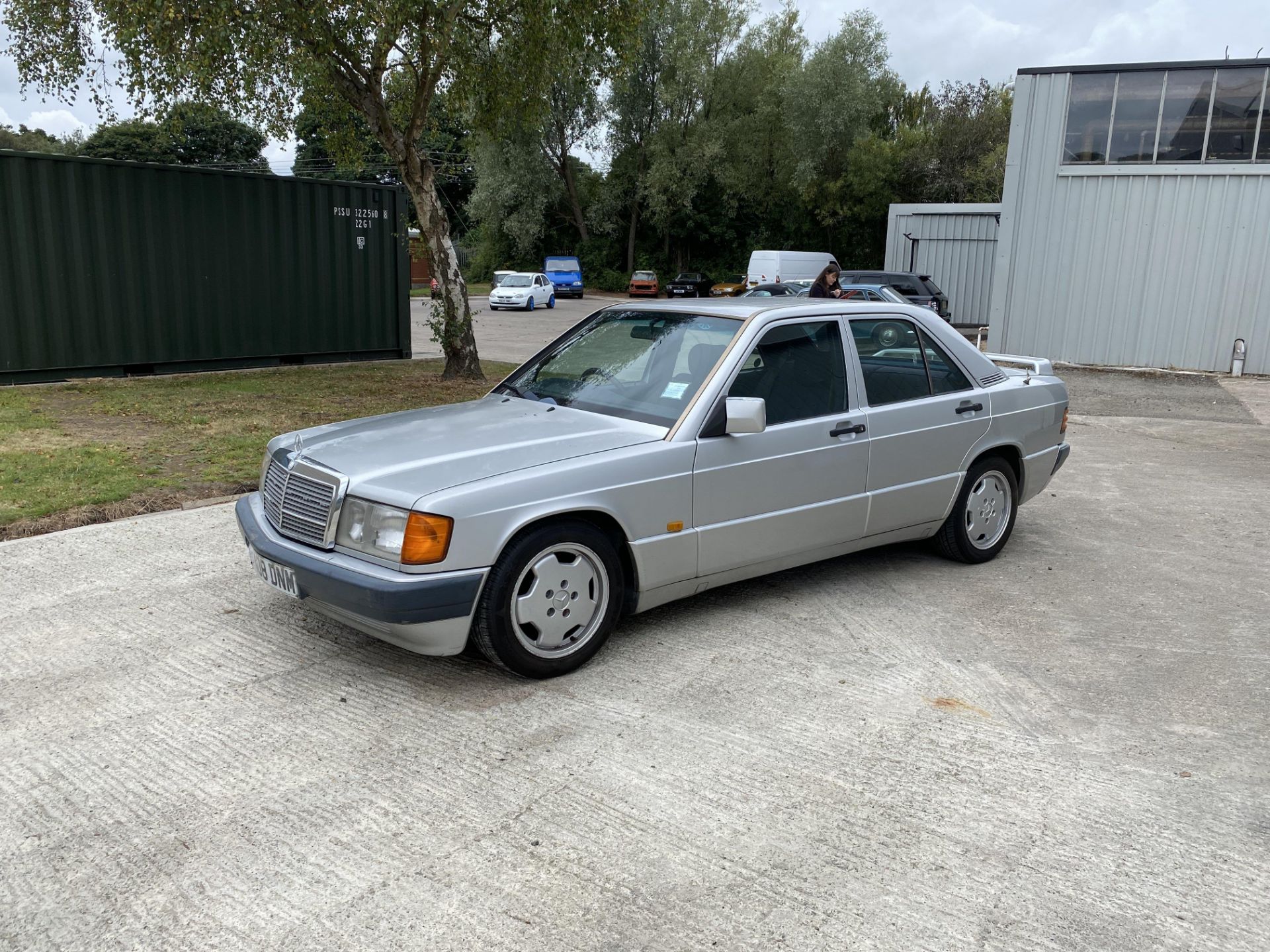 Mercedes 190e - Image 9 of 36