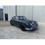 Daimler 250 Saloon