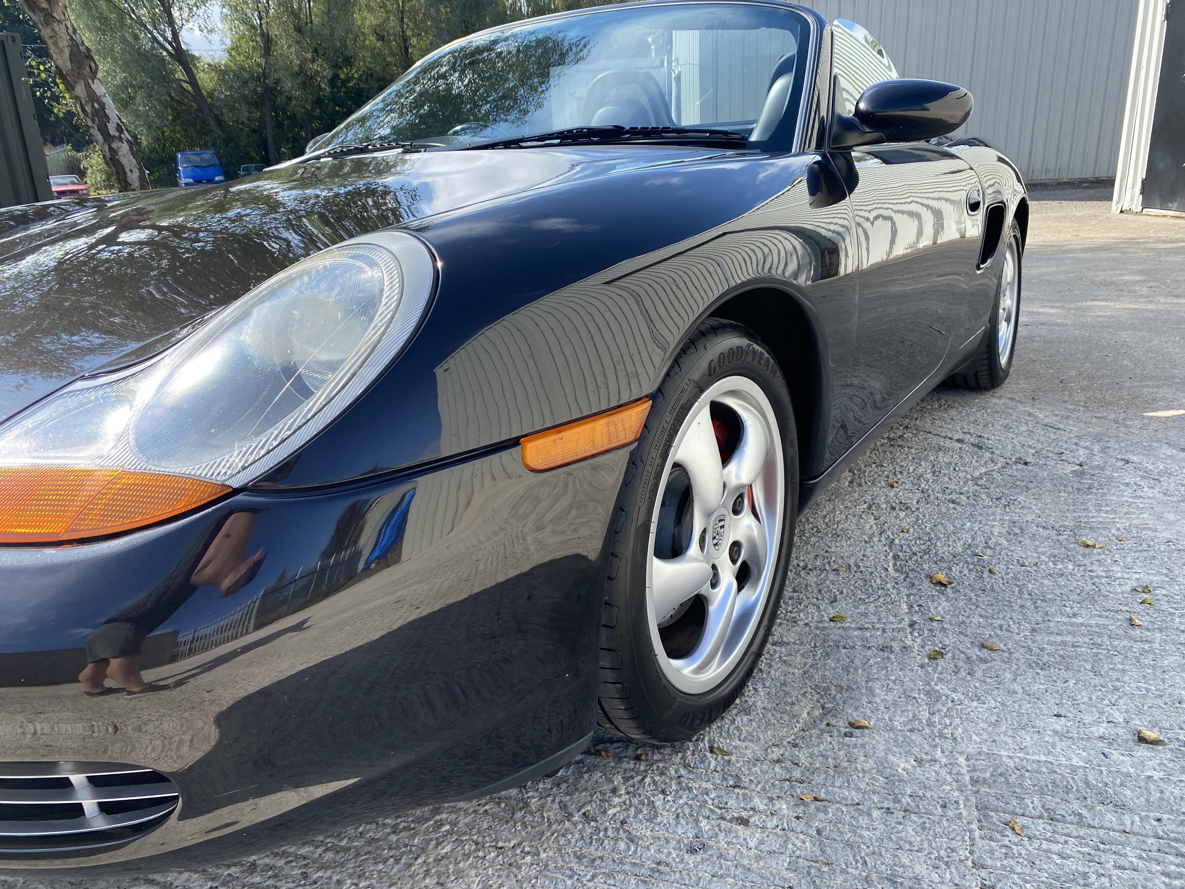 Porsche Boxster S - Image 19 of 39