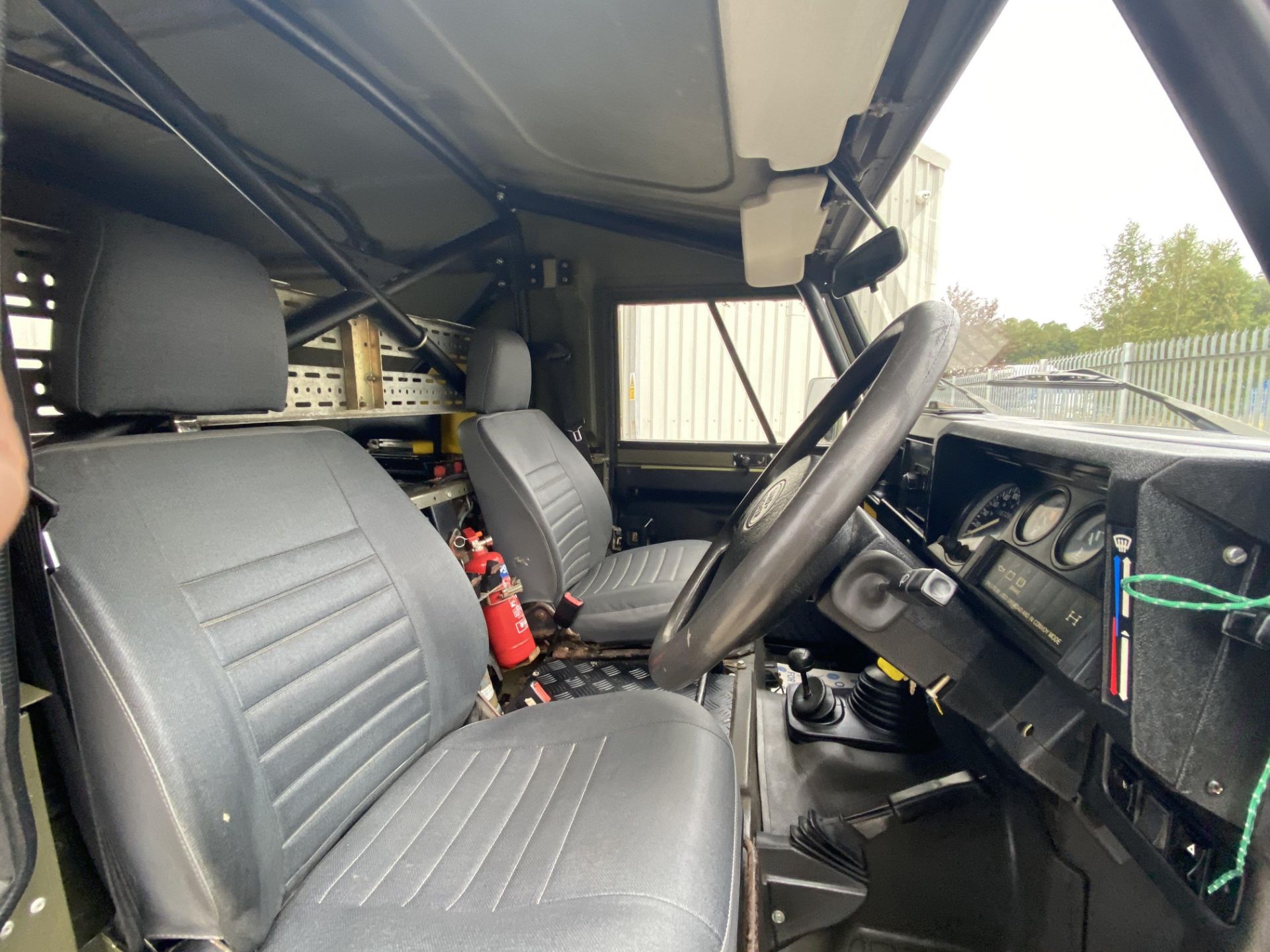 Land Rover Defender 90 FRP Wolf - Image 32 of 41