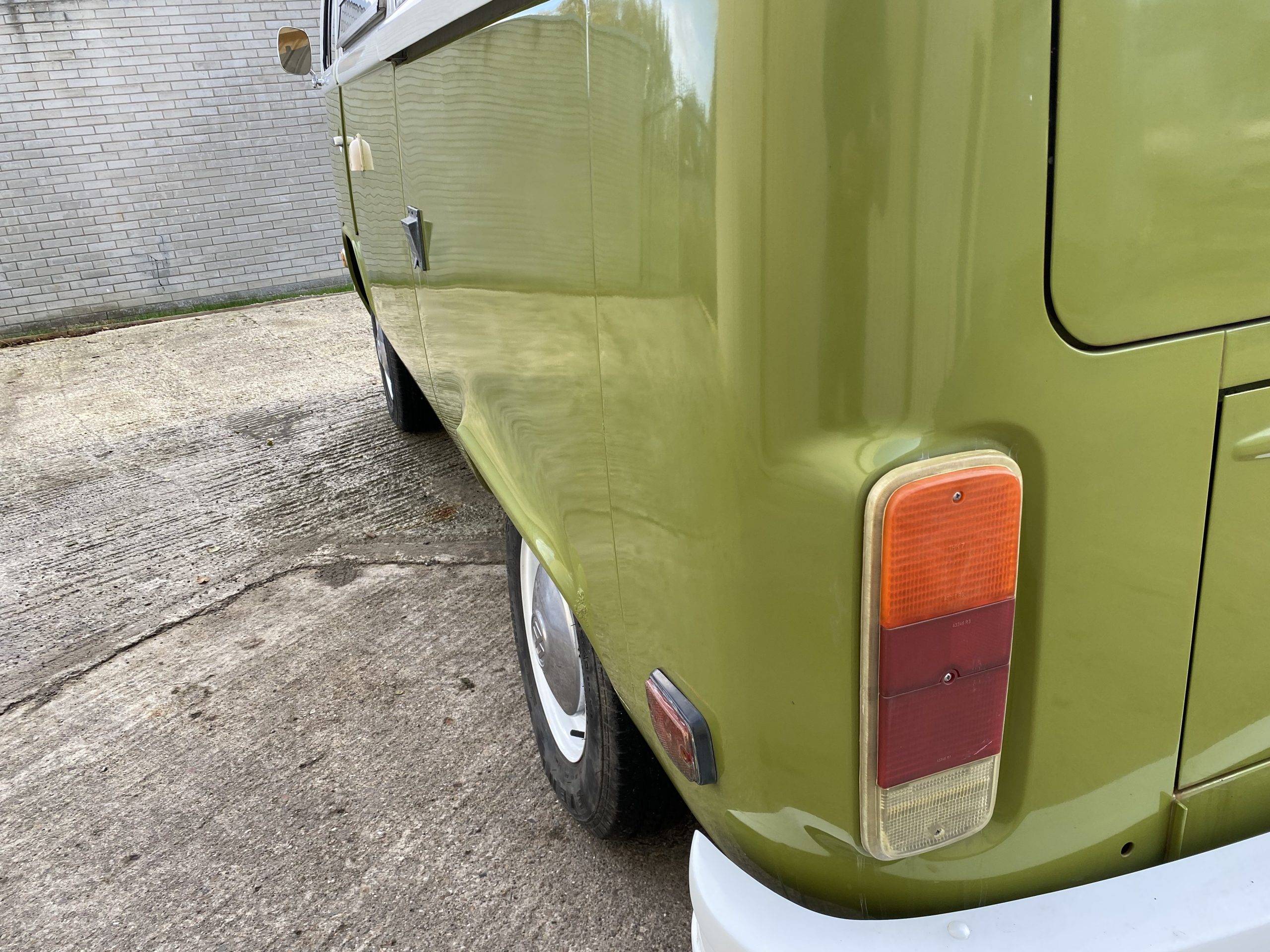 Volkswagen T2 Westfalia Camper - Image 38 of 83