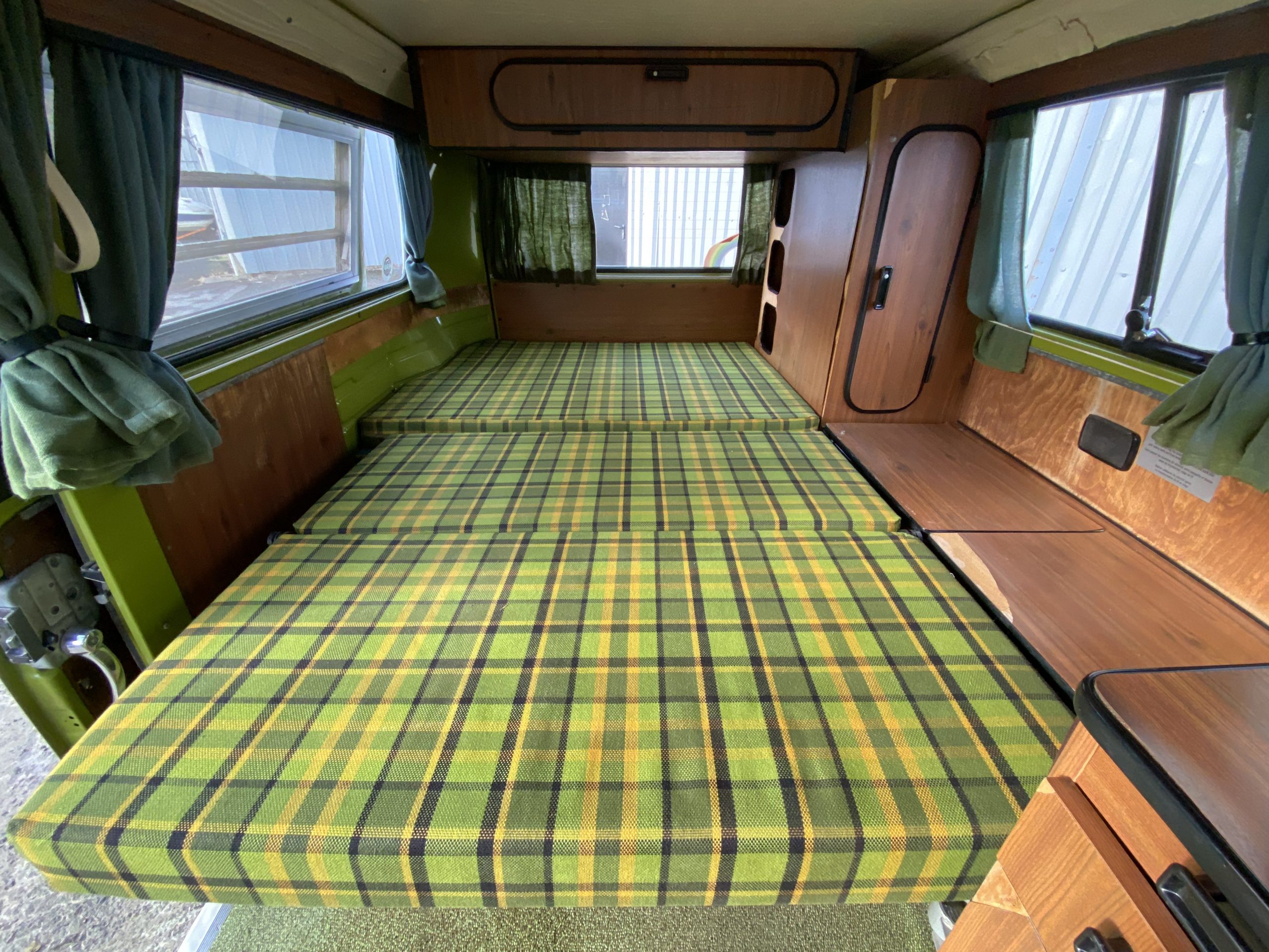 Volkswagen T2 Westfalia Camper - Image 74 of 83