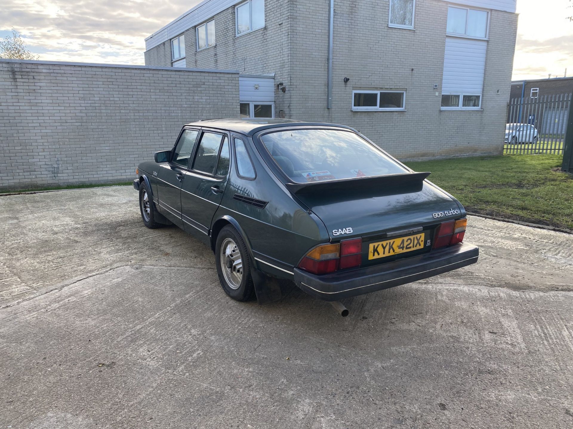 Saab 900 Turbo Combi Coupe - Image 9 of 53