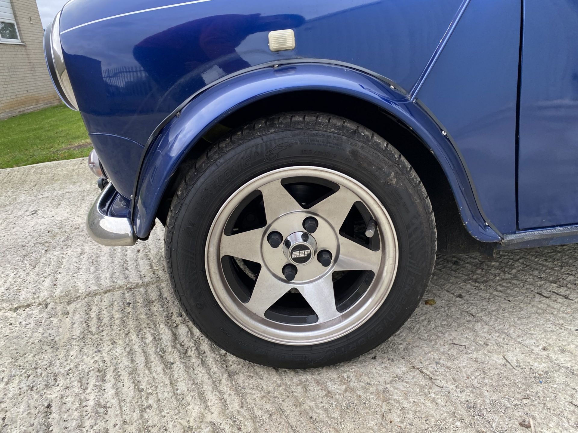 Rover Mini 1.3 Mayfair - Image 17 of 39