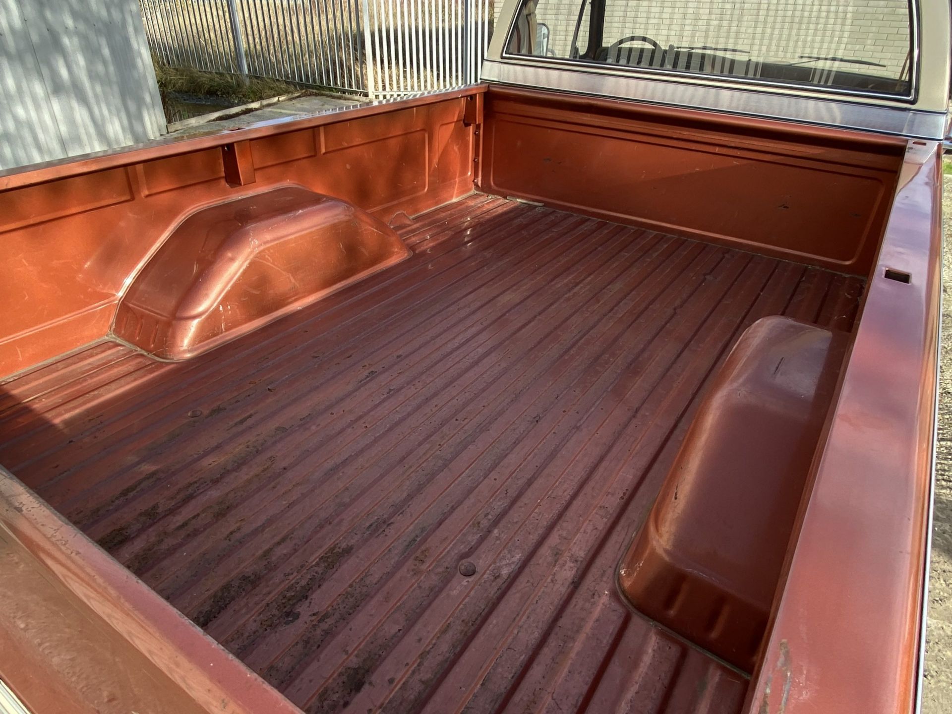 Chevrolet C10 Scottsdale - Image 32 of 51