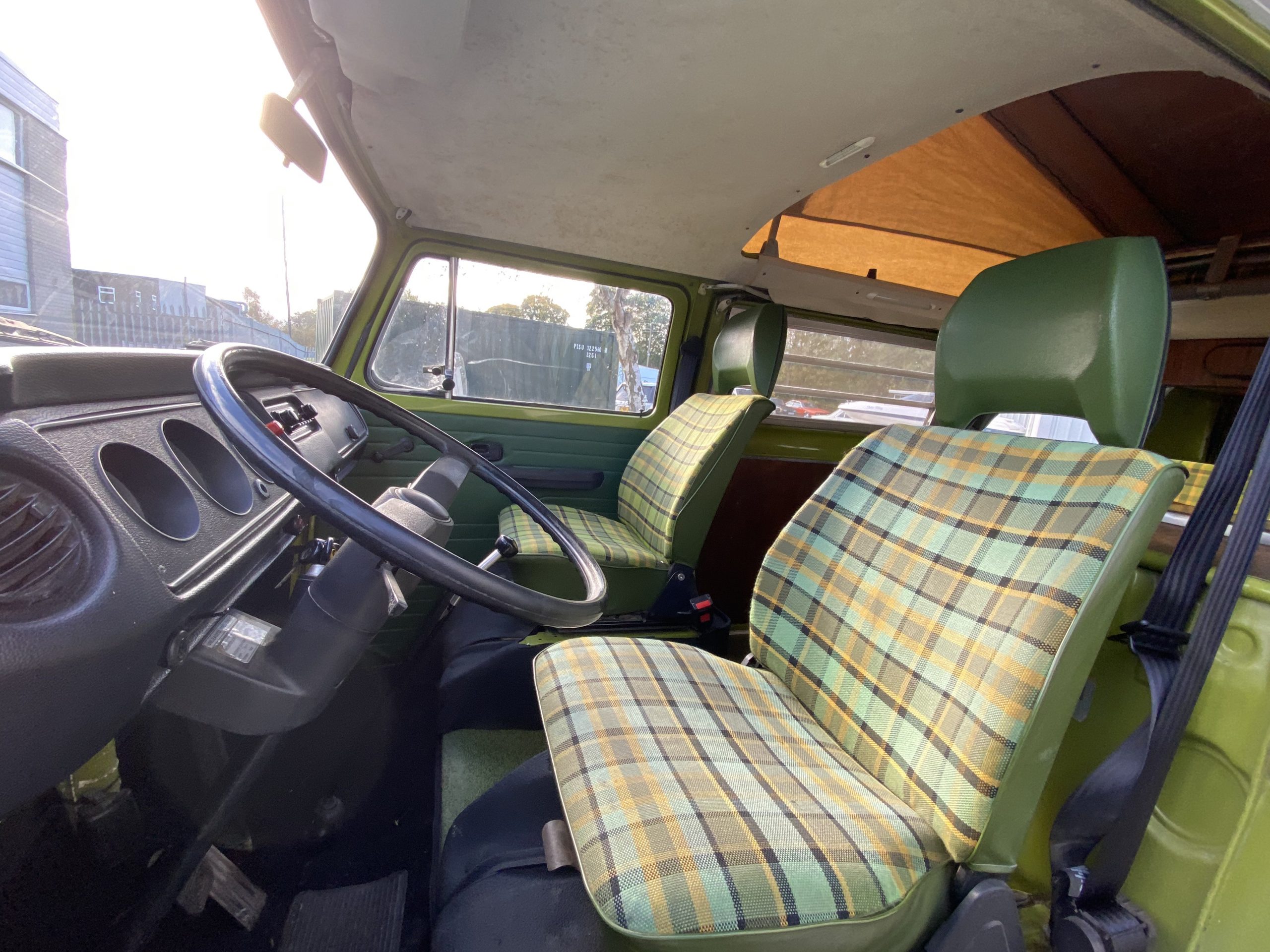 Volkswagen T2 Westfalia Camper - Image 55 of 83