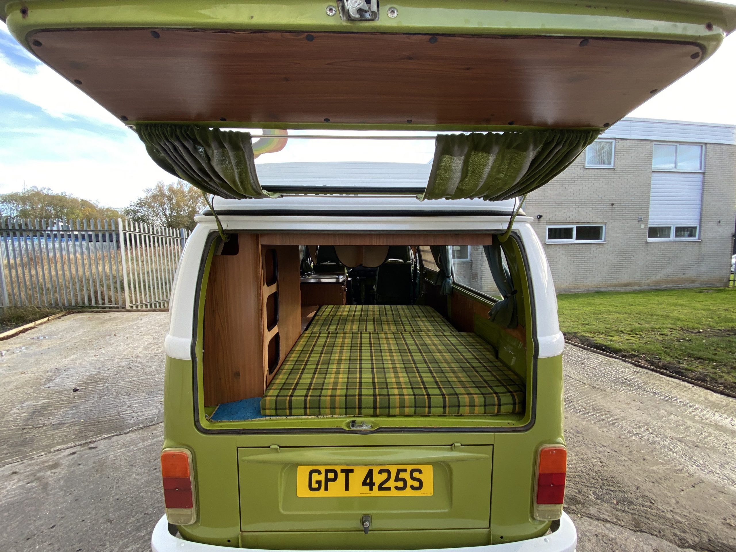 Volkswagen T2 Westfalia Camper - Image 80 of 83