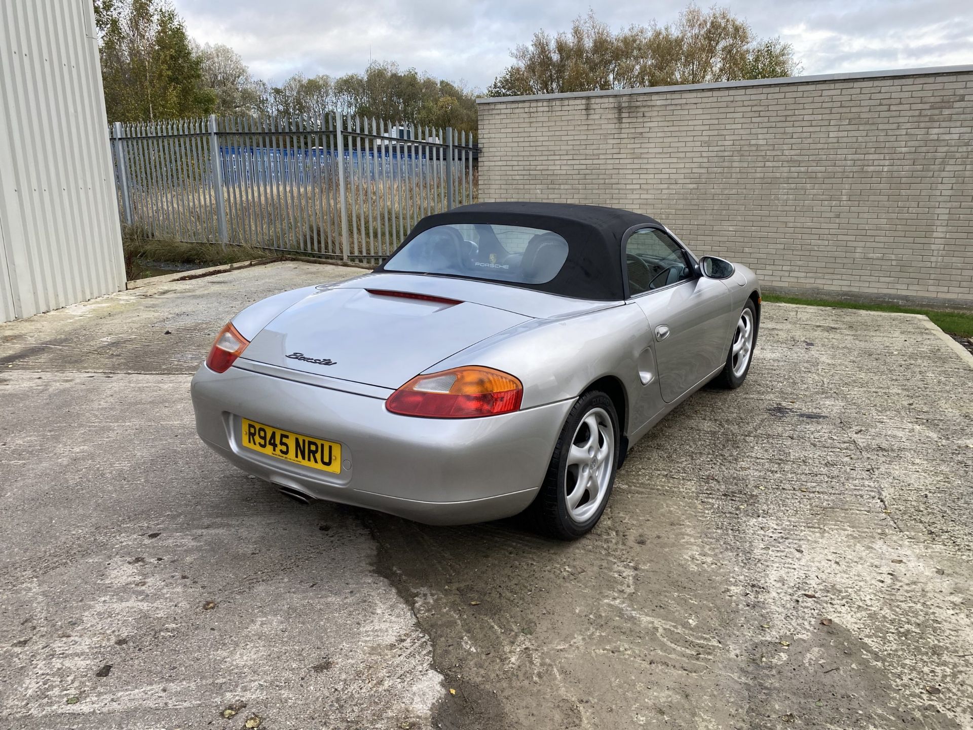 Porsche Boxster 2.5 - Image 7 of 41