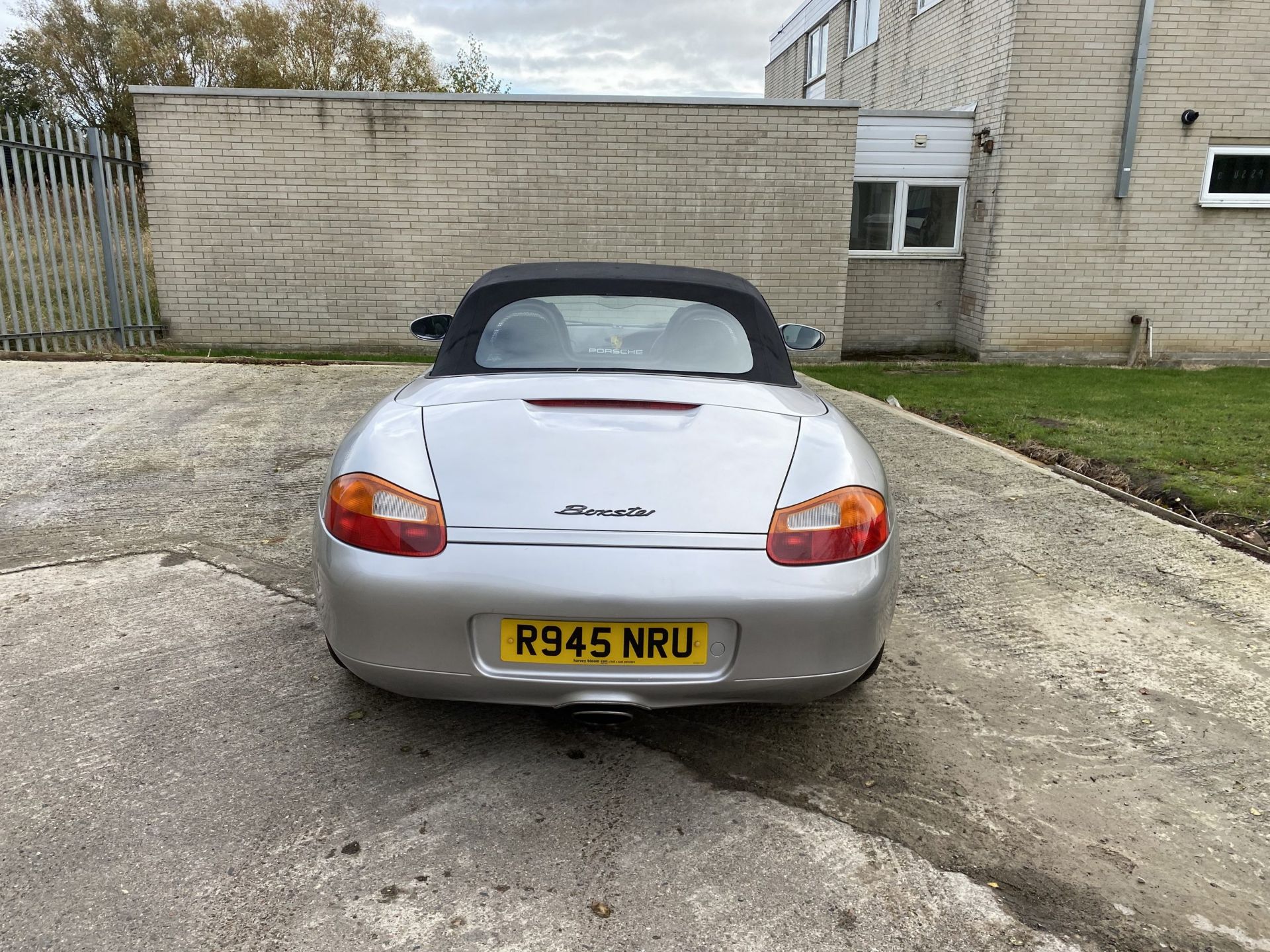 Porsche Boxster 2.5 - Image 8 of 41