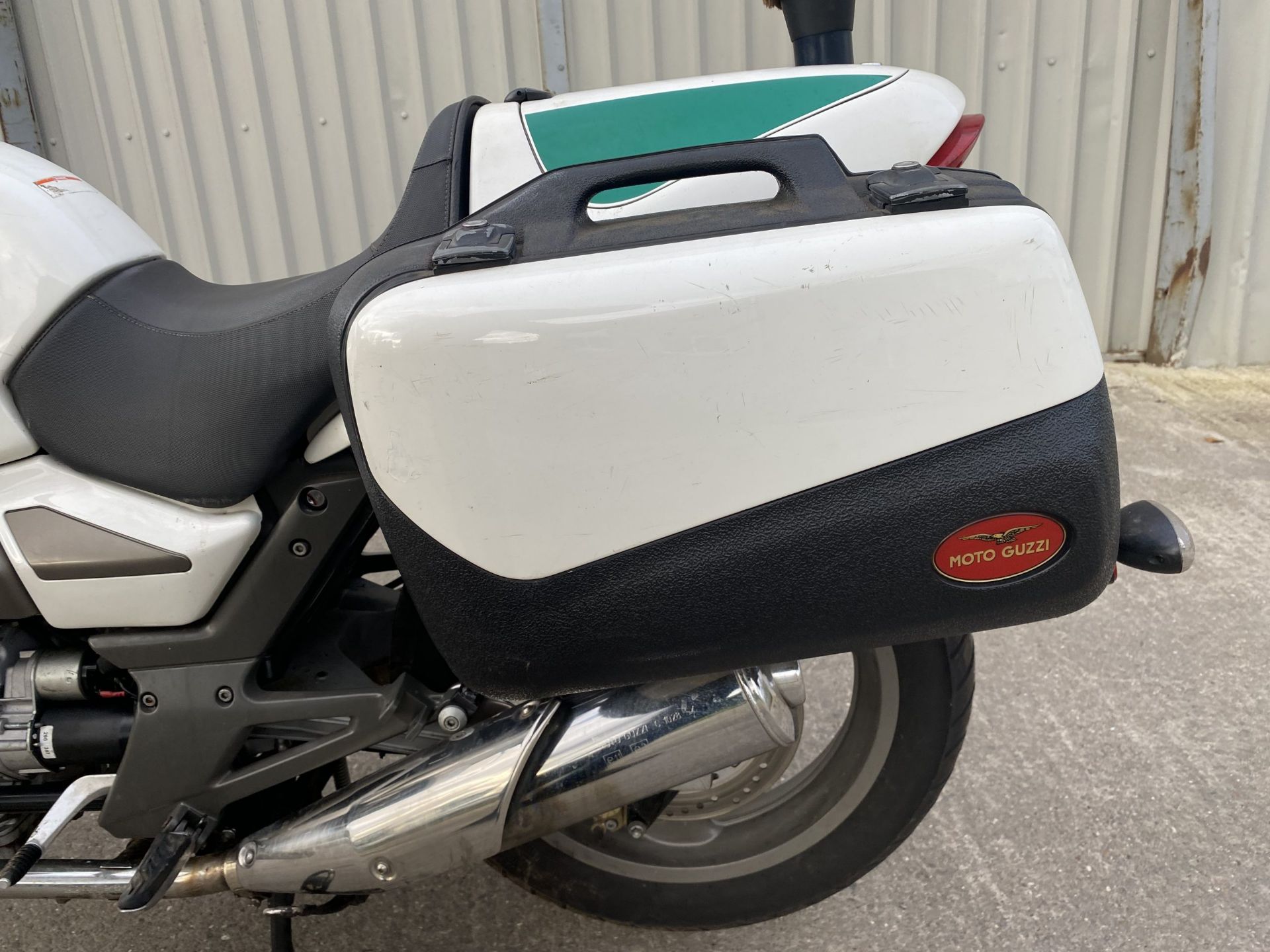 Moto Guzzi Breva 750 - Image 17 of 28