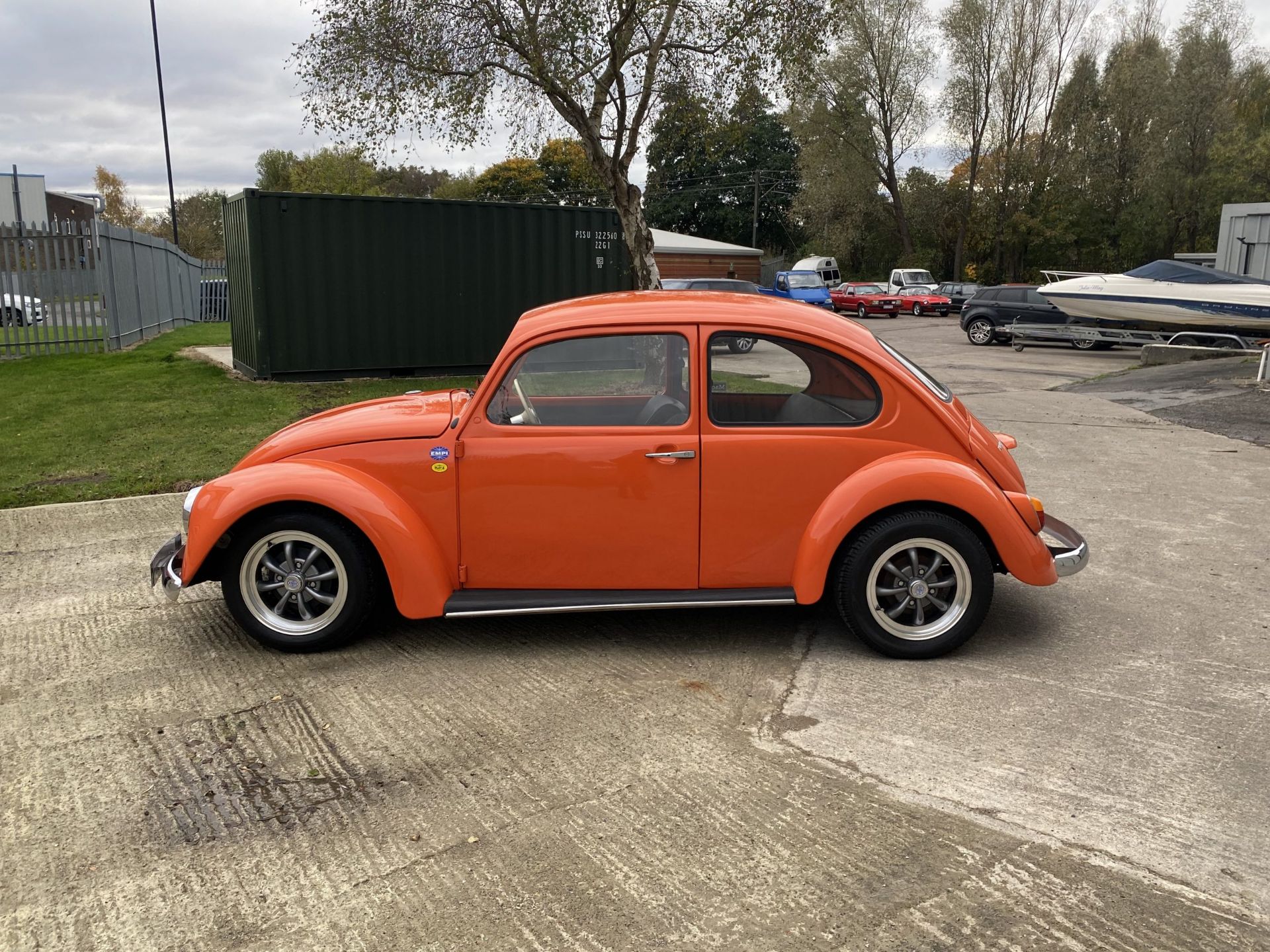 Volkswagen Beetle - Image 11 of 51