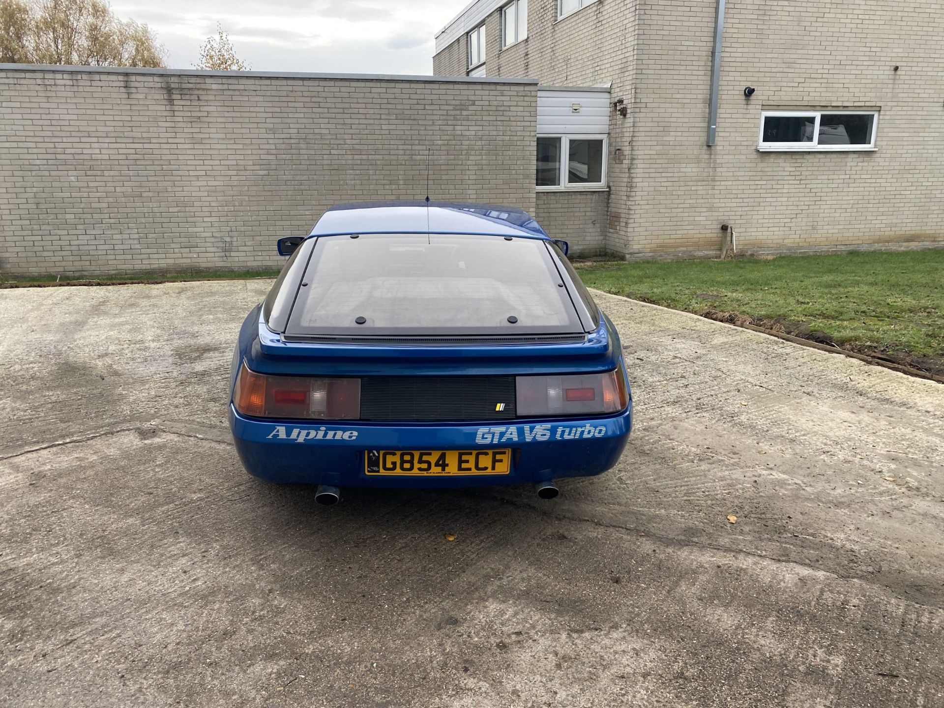 Renault Alpine GTA Turbo - Image 8 of 53