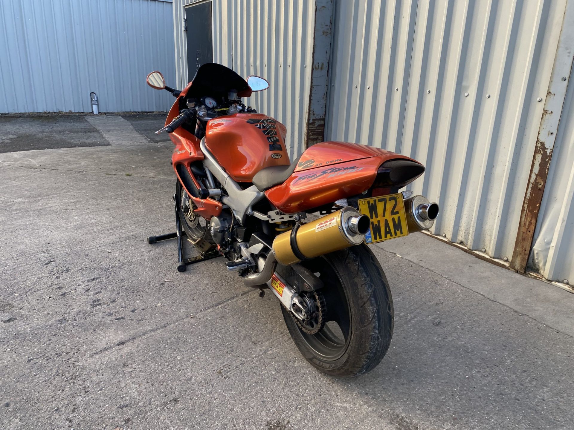 Honda VTR 1000 - Image 11 of 28