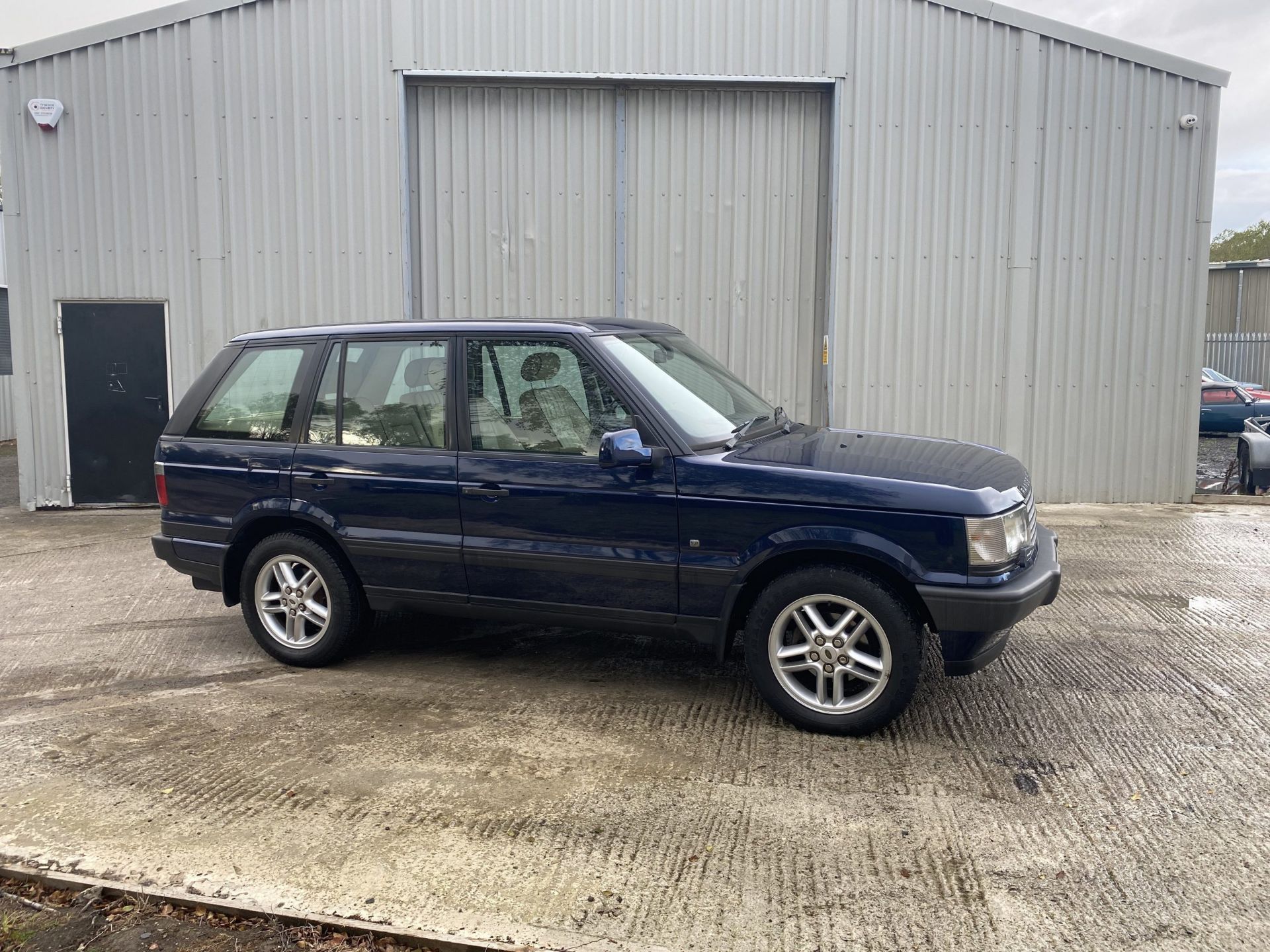 Land Rover Range Rover P38 - Image 4 of 40