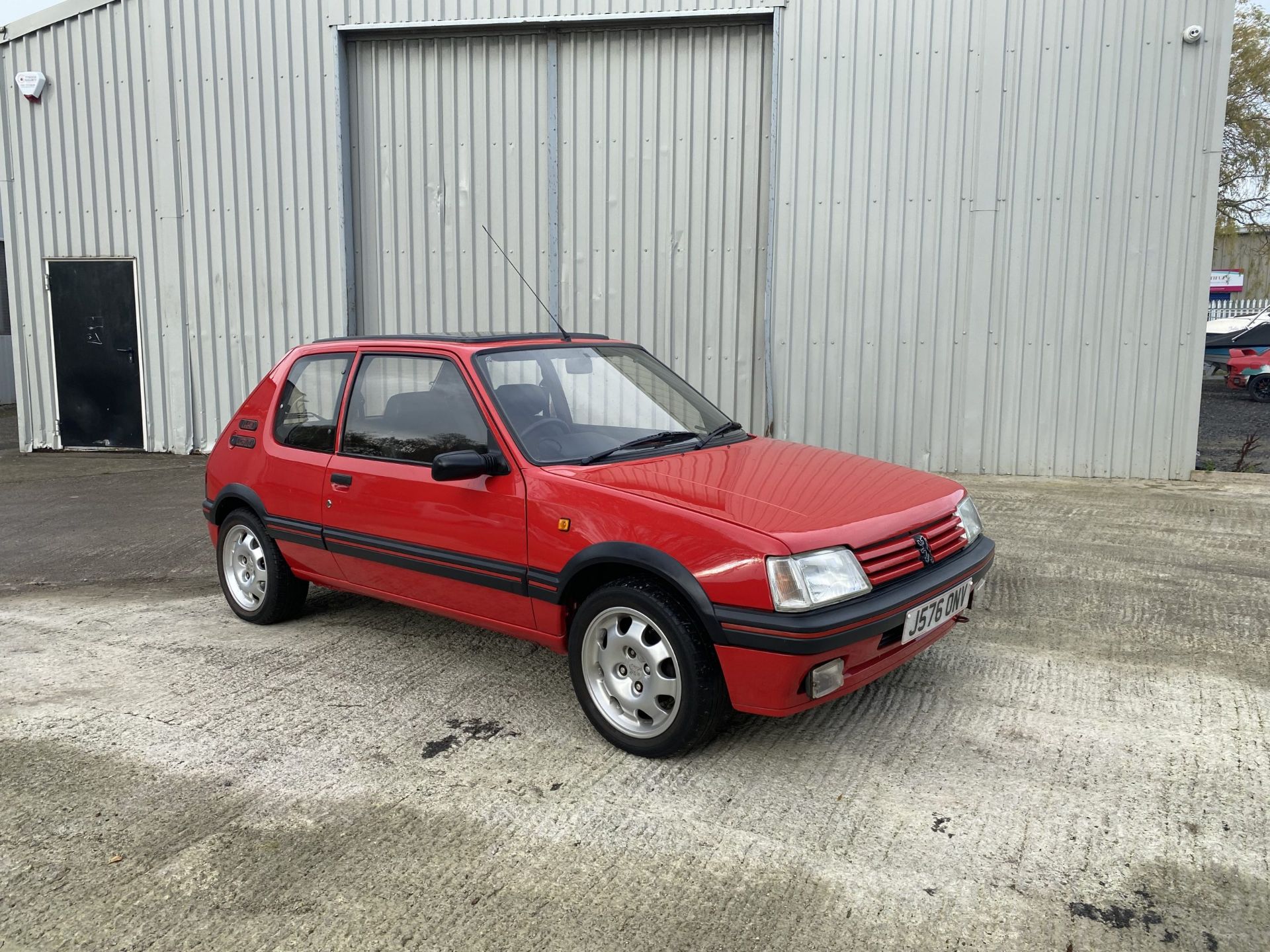 Peugeot 205 GTI 1.9