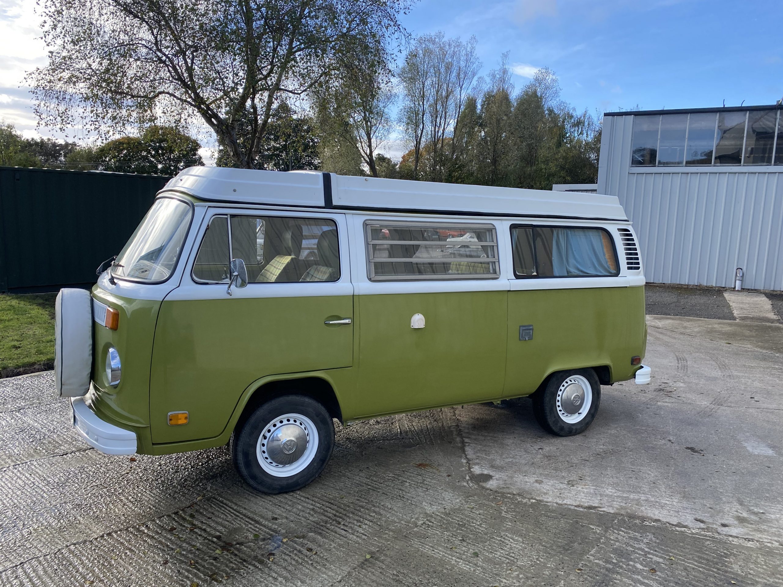 Volkswagen T2 Westfalia Camper - Image 13 of 83