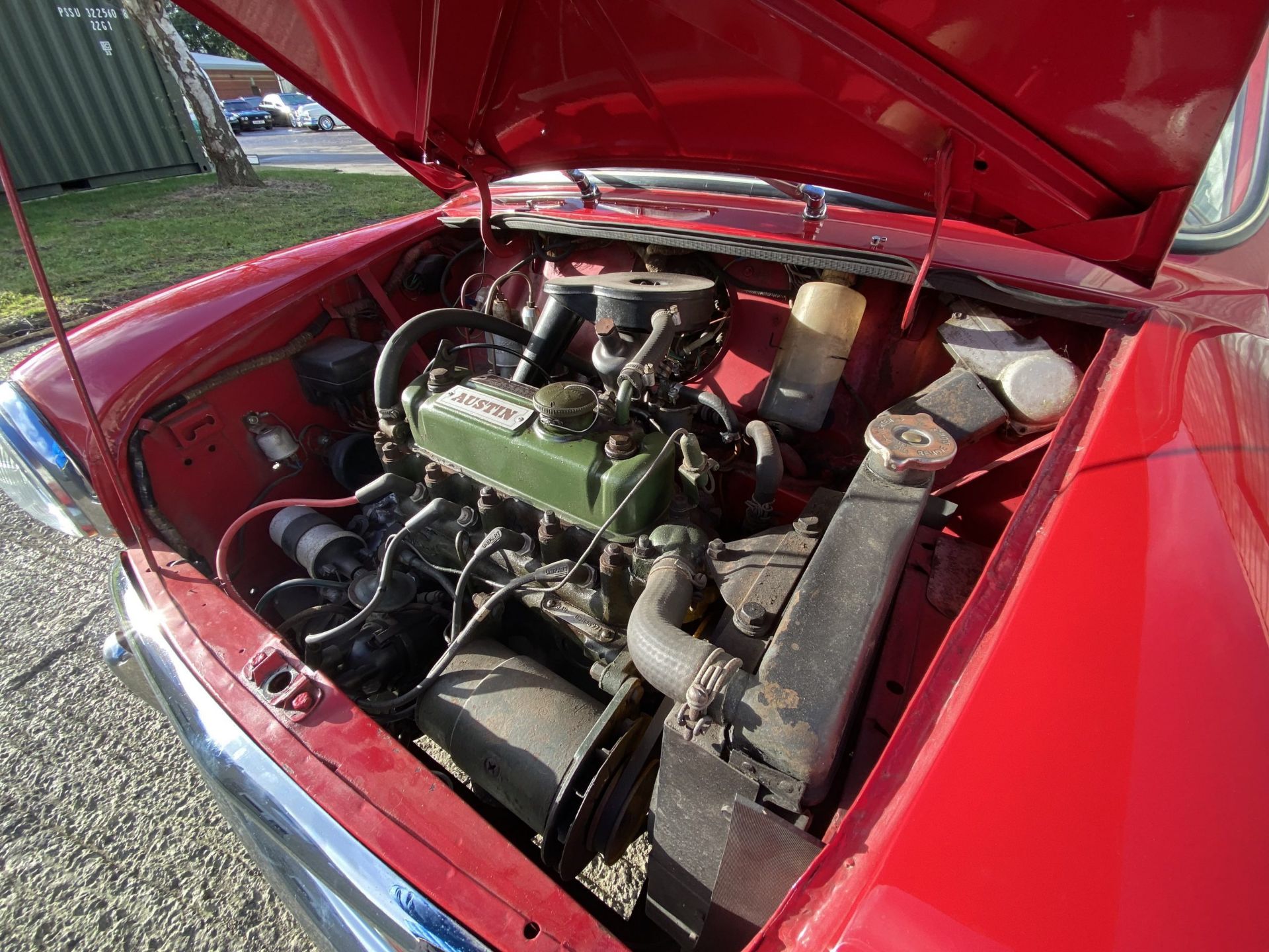 Austin Mini Deluxe - Image 48 of 48