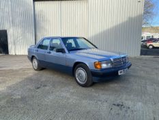 Mercedes-Benz 190e