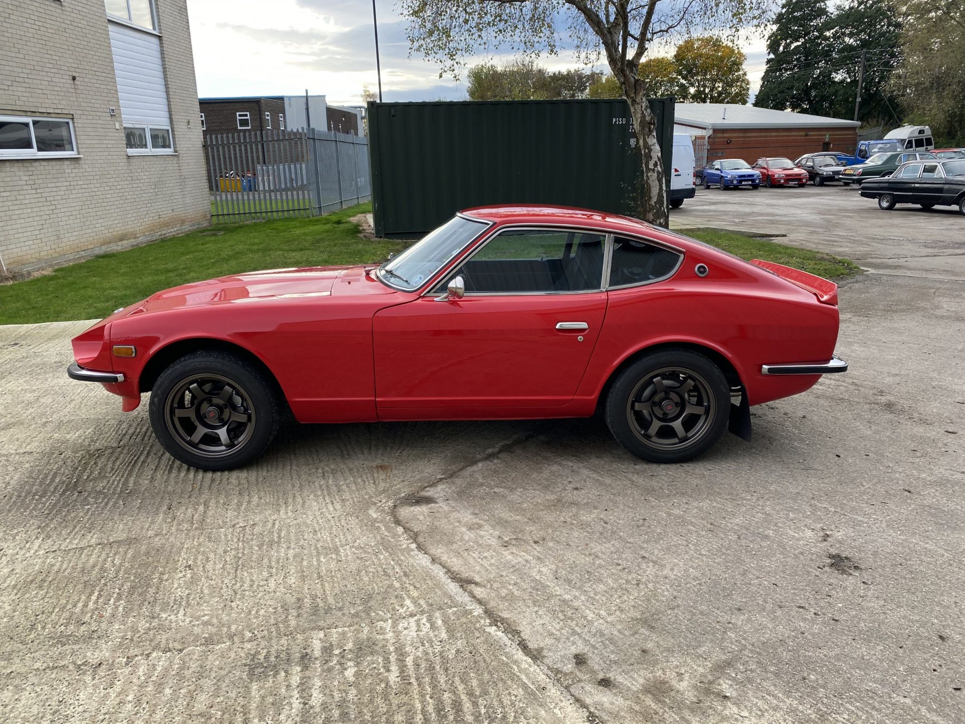 Datsun 240Z - Image 10 of 39